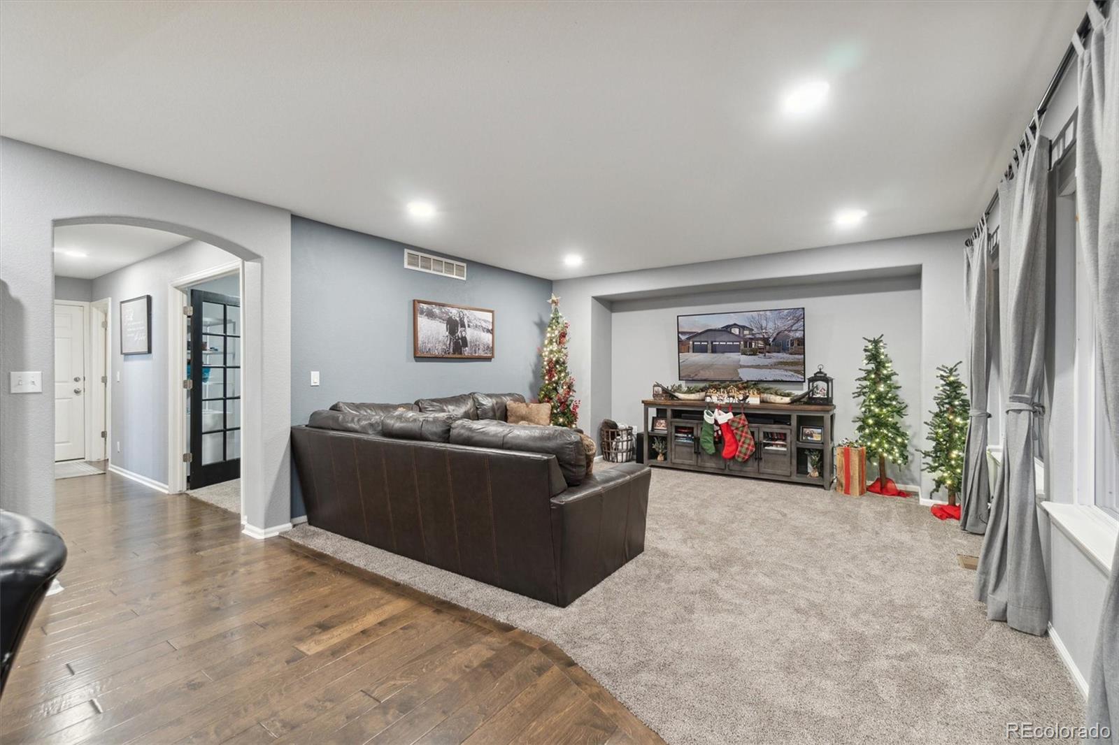 5926 Long Drive, Littleton, CO 80123, 3 Bedrooms Bedrooms, ,4 BathroomsBathrooms,Residential,For Sale,Long,REC5625705
