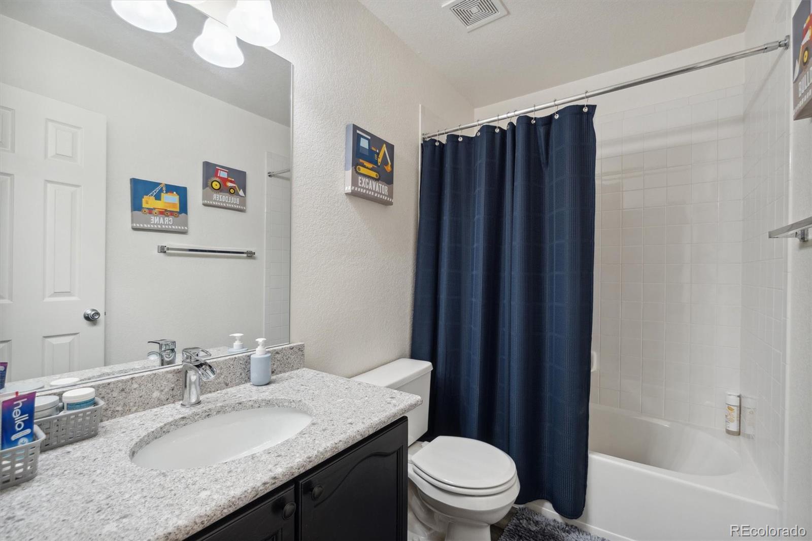 5926 Long Drive, Littleton, CO 80123, 3 Bedrooms Bedrooms, ,4 BathroomsBathrooms,Residential,For Sale,Long,REC5625705