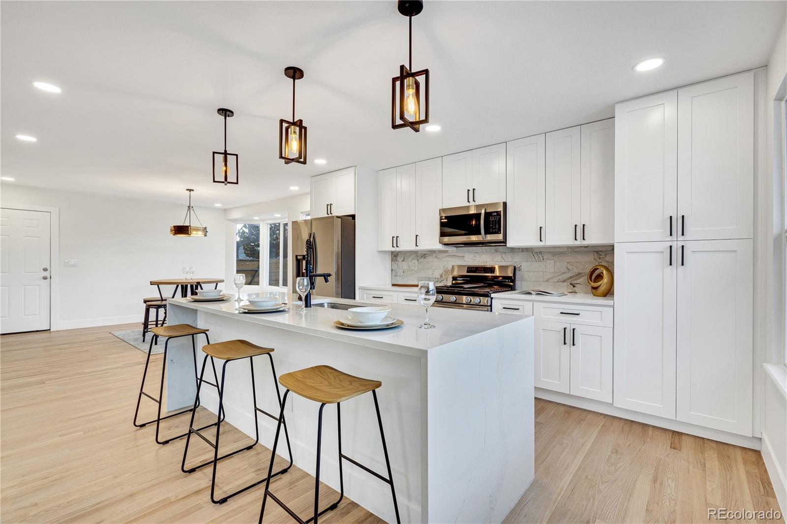 13376 Wildflower Street, Broomfield, CO 80020, 6 Bedrooms Bedrooms, ,5 BathroomsBathrooms,Residential,For Sale,Wildflower,REC5211505