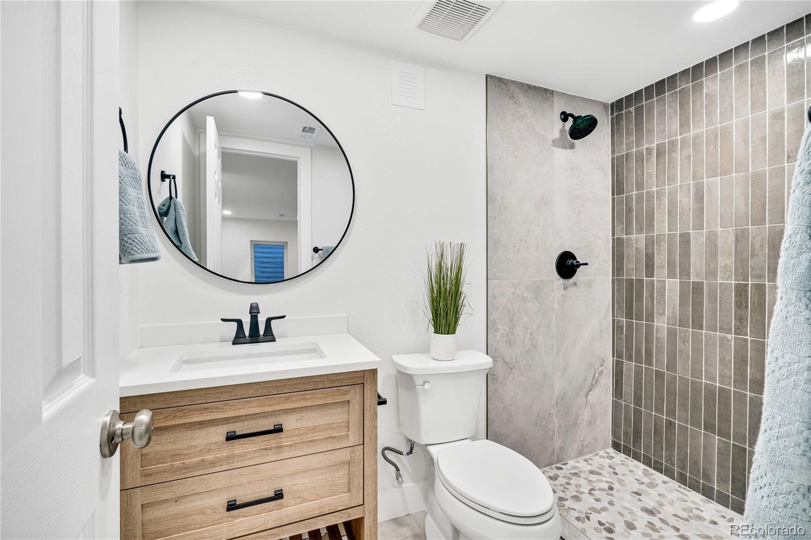 13376 Wildflower Street, Broomfield, CO 80020, 6 Bedrooms Bedrooms, ,5 BathroomsBathrooms,Residential,For Sale,Wildflower,REC5211505