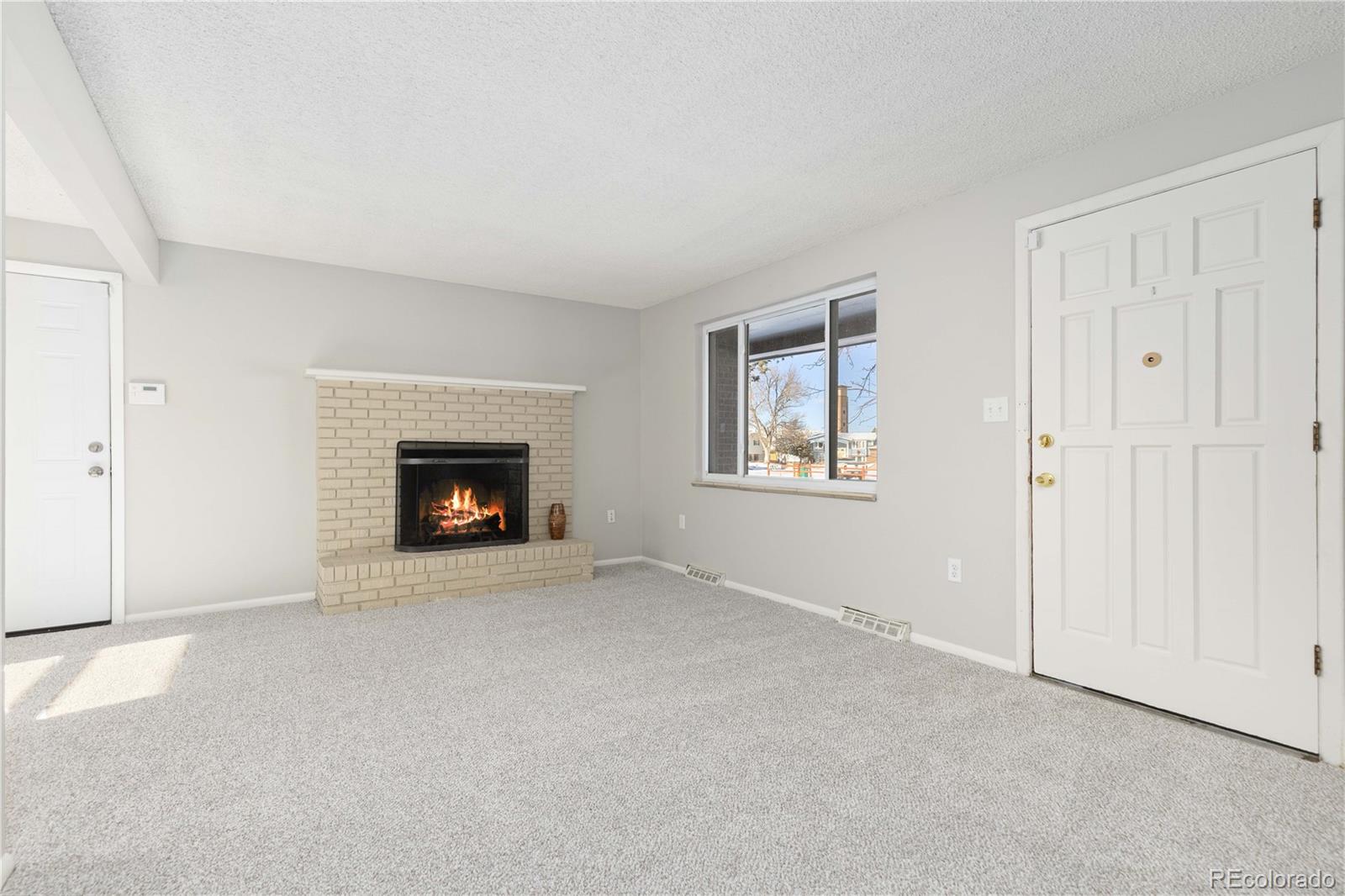 4554 Lakehurst Way, Littleton, CO 80127, 5 Bedrooms Bedrooms, ,3 BathroomsBathrooms,Residential,For Sale,Lakehurst,REC6736042