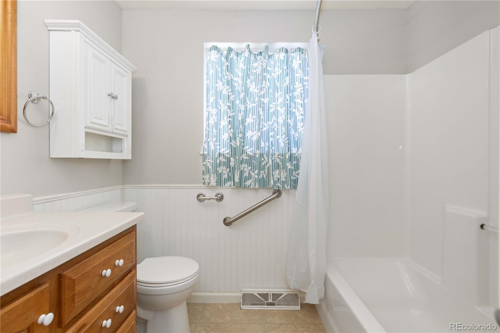 4554 Lakehurst Way, Littleton, CO 80127, 5 Bedrooms Bedrooms, ,3 BathroomsBathrooms,Residential,For Sale,Lakehurst,REC6736042