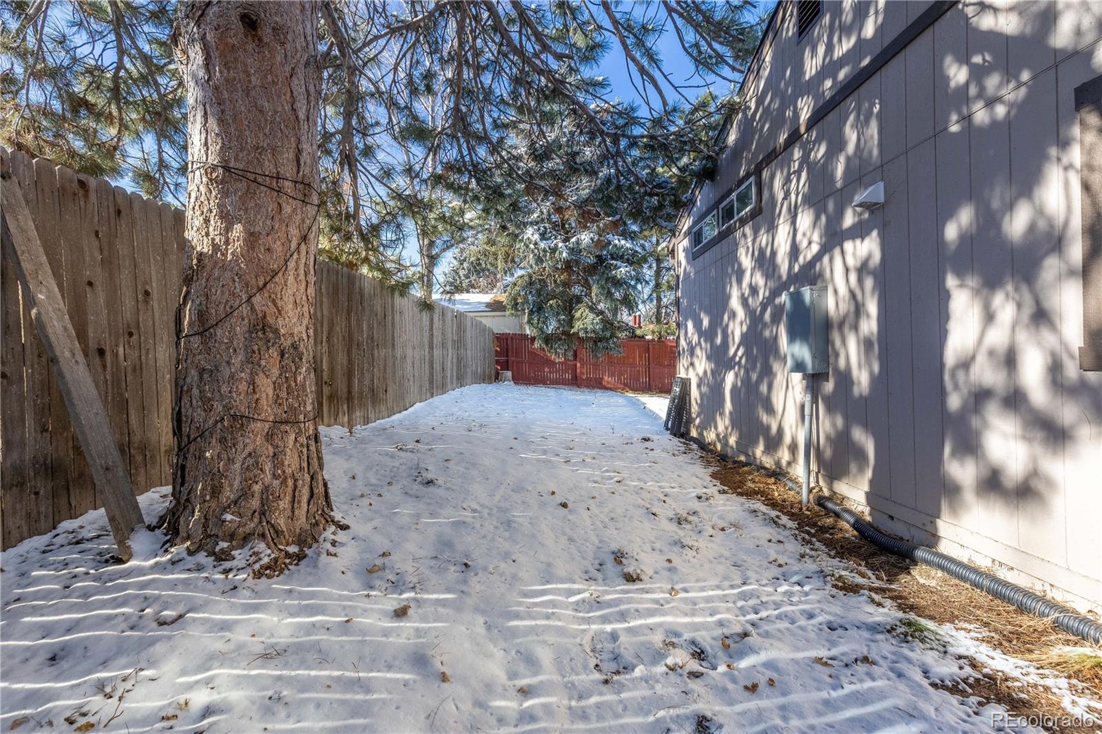 4554 Lakehurst Way, Littleton, CO 80127, 5 Bedrooms Bedrooms, ,3 BathroomsBathrooms,Residential,For Sale,Lakehurst,REC6736042