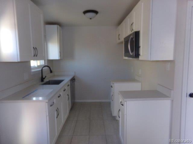 17443 Temple Drive, Aurora, CO 80015, 3 Bedrooms Bedrooms, ,1 BathroomBathrooms,Residential,For Sale,Temple,REC9225116