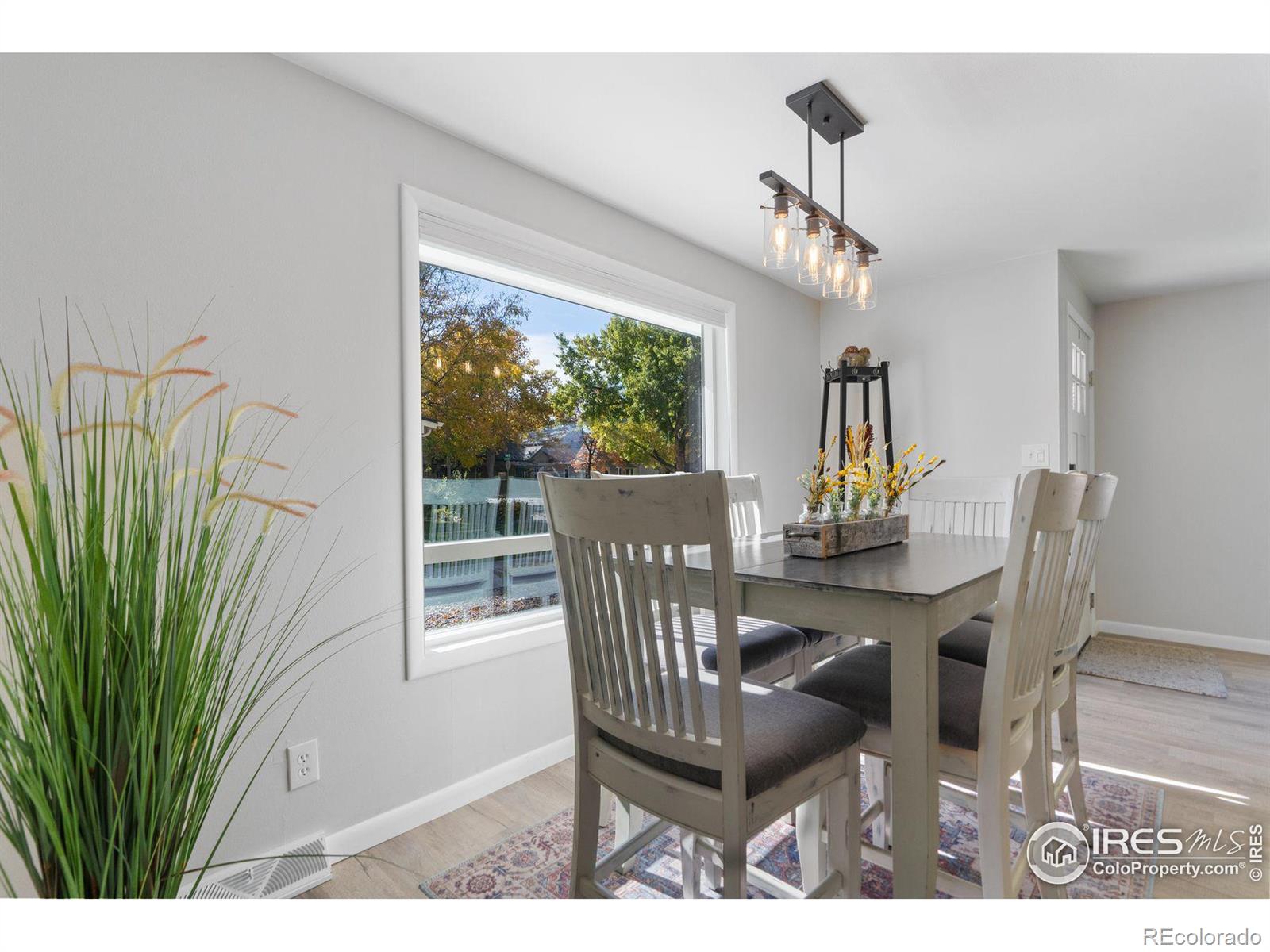 614 Sheridan Avenue, Loveland, CO 80537, 2 Bedrooms Bedrooms, ,1 BathroomBathrooms,Residential,For Sale,Sheridan,RECIR1023435