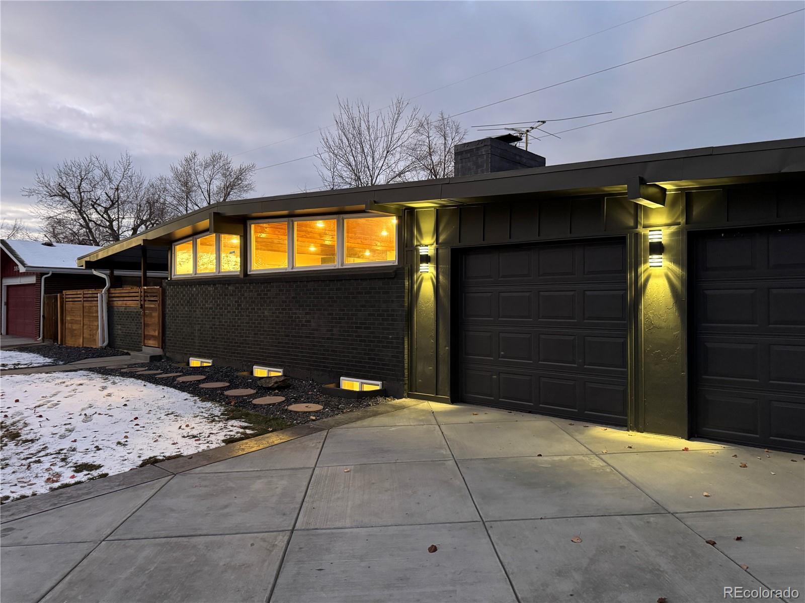 3169 Caley Avenue, Centennial, CO 80121, 5 Bedrooms Bedrooms, ,3 BathroomsBathrooms,Residential,For Sale,Caley,REC7808990