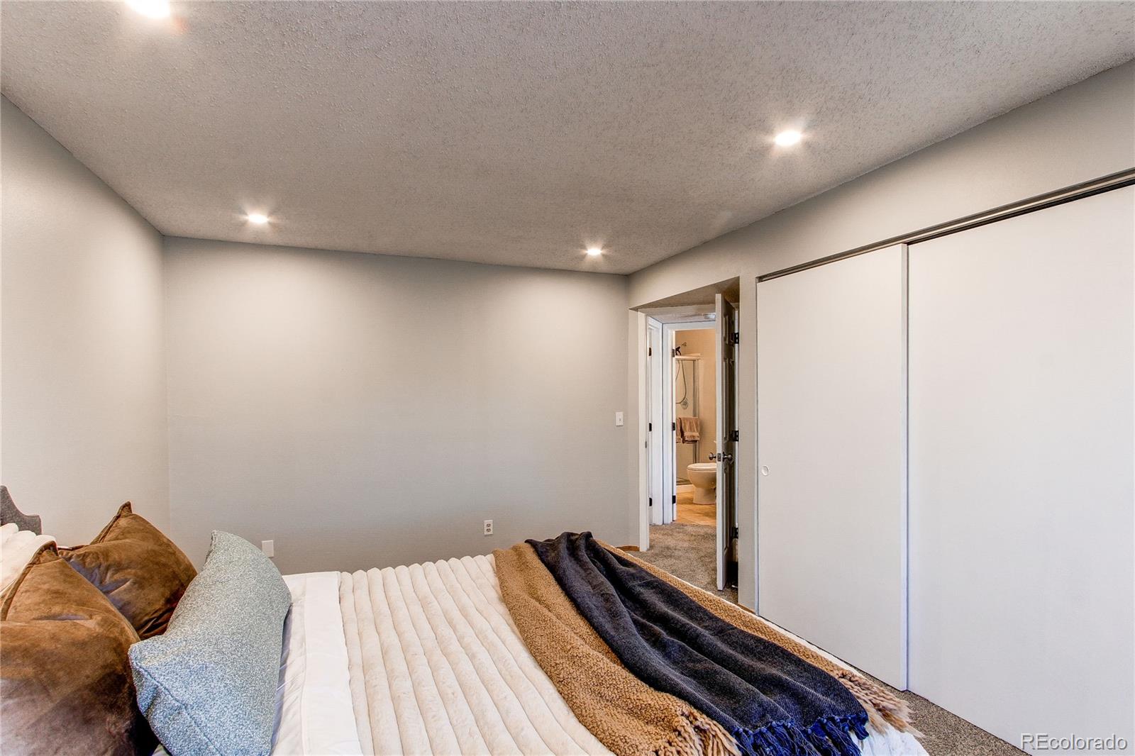 4246 S Eldridge Street #103, Morrison, CO 80465, 2 Bedrooms Bedrooms, ,1 BathroomBathrooms,Residential,For Sale,Eldridge,REC4466486