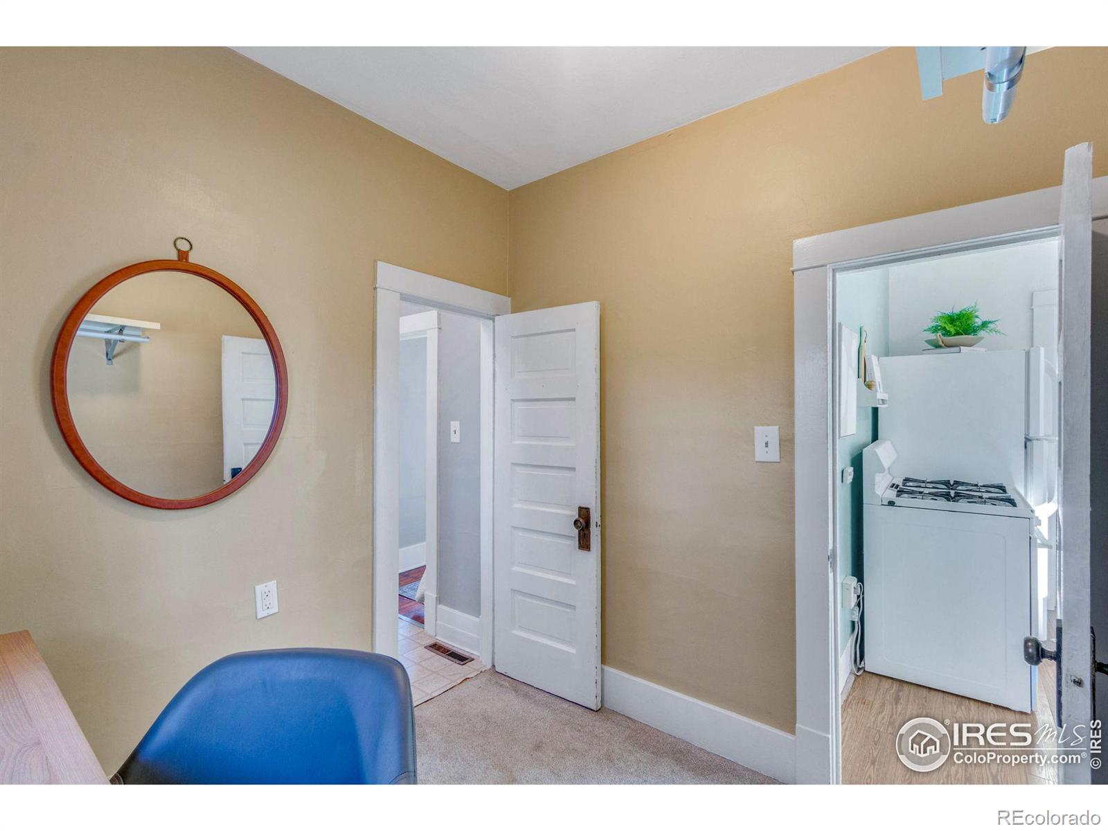 105 Whitcomb Street, Fort Collins, CO 80521, 2 Bedrooms Bedrooms, ,1 BathroomBathrooms,Residential,For Sale,Whitcomb,RECIR1023451