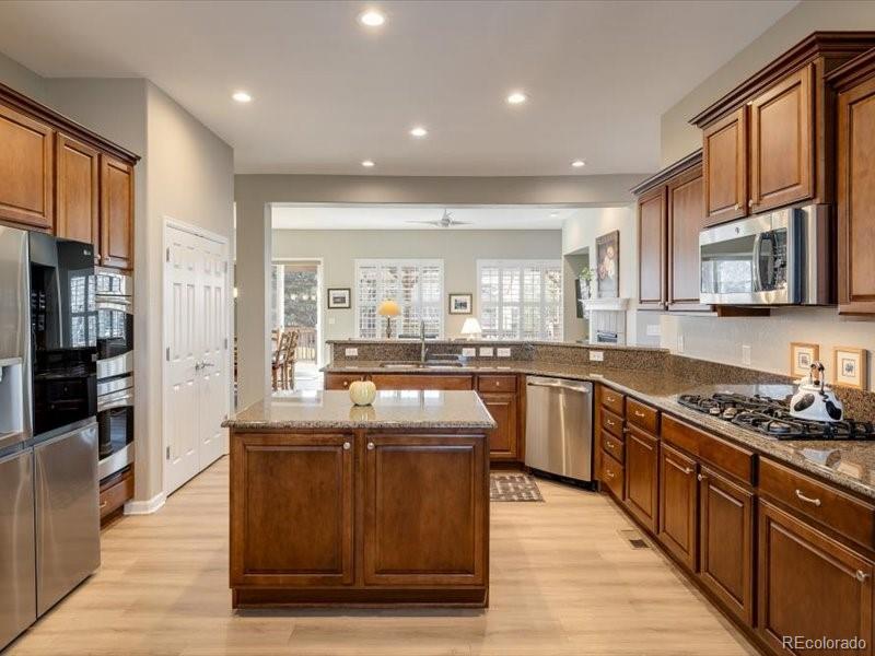 4651 Belford Circle, Broomfield, CO 80023, 2 Bedrooms Bedrooms, ,3 BathroomsBathrooms,Residential,For Sale,Belford,REC6809503