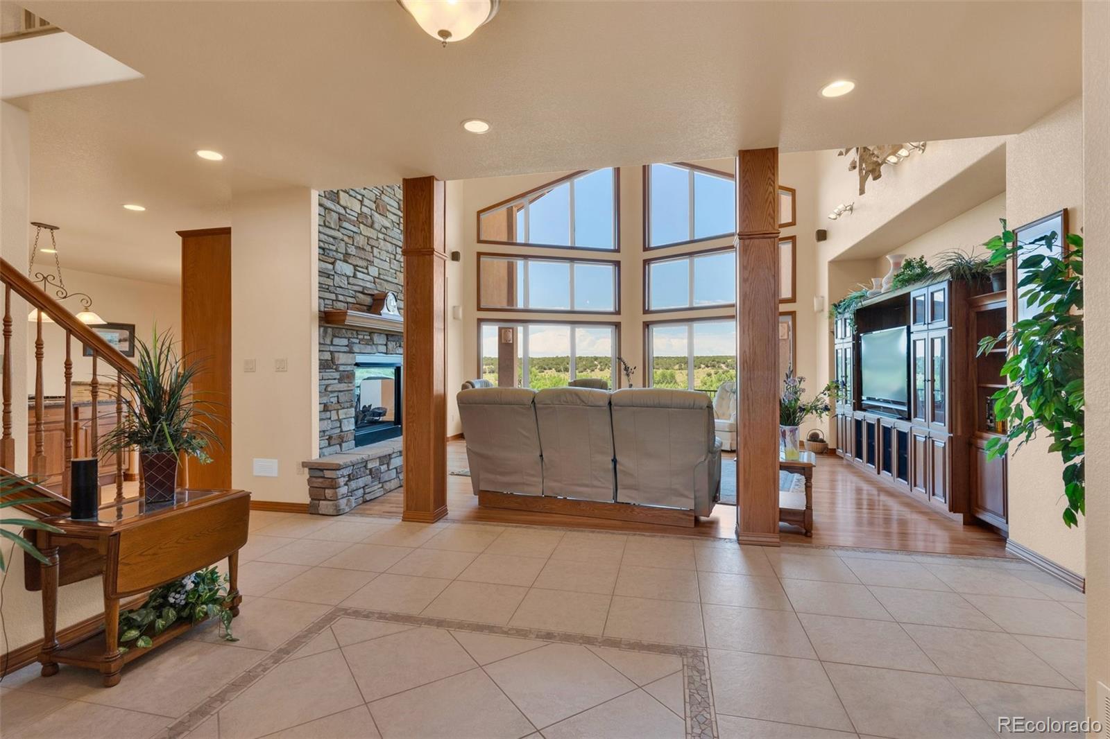 5616 River View Lane, Pueblo, CO 81004, 4 Bedrooms Bedrooms, ,3 BathroomsBathrooms,Residential,For Sale,River View,REC2081094