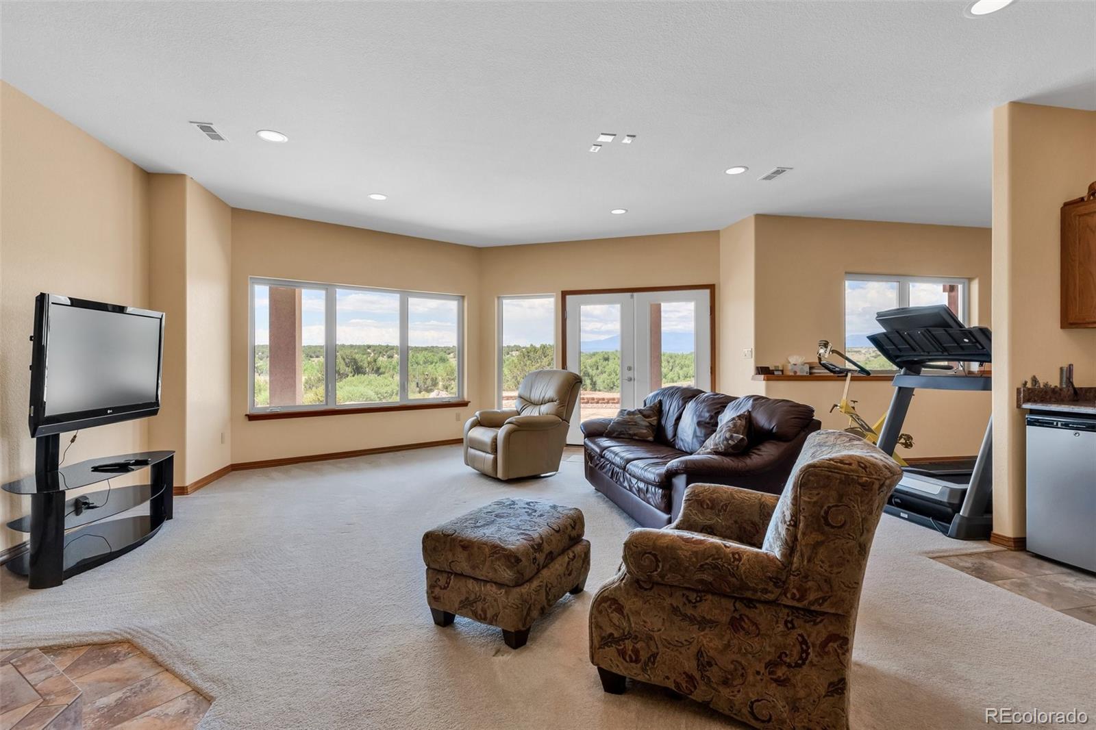 5616 River View Lane, Pueblo, CO 81004, 4 Bedrooms Bedrooms, ,3 BathroomsBathrooms,Residential,For Sale,River View,REC2081094