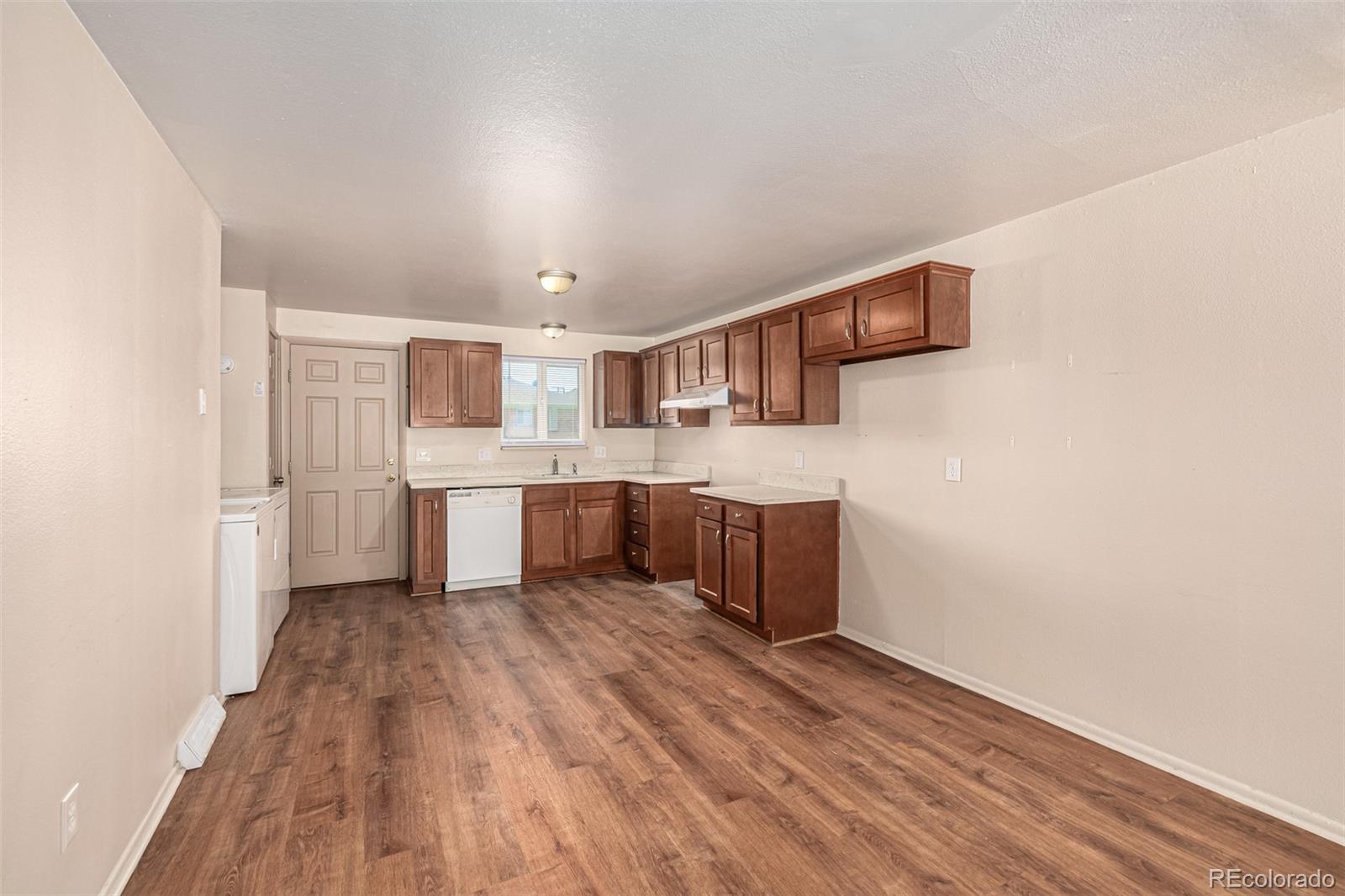 1601 Nome Street, Aurora, CO 80010, 8 Bedrooms Bedrooms, ,4 BathroomsBathrooms,Income,For Sale,Nome,REC5150918