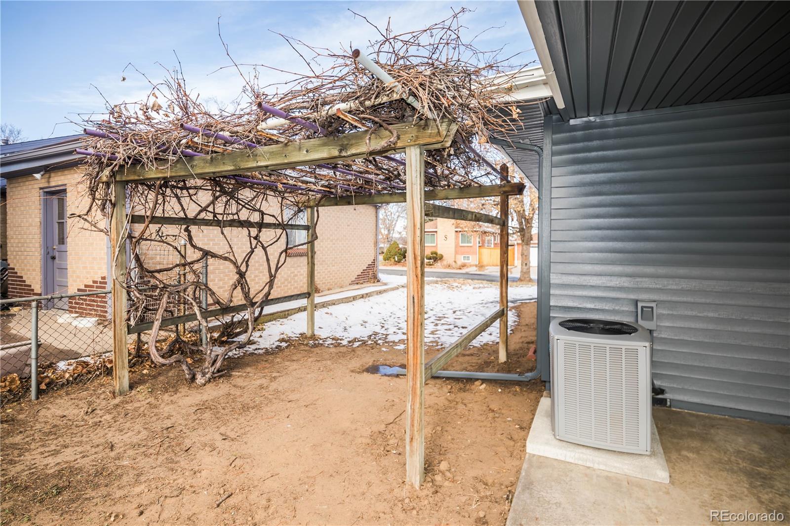 6420 W 47th Avenue, Wheat Ridge, CO 80033, 3 Bedrooms Bedrooms, ,2 BathroomsBathrooms,Residential,For Sale,47th,REC5267471