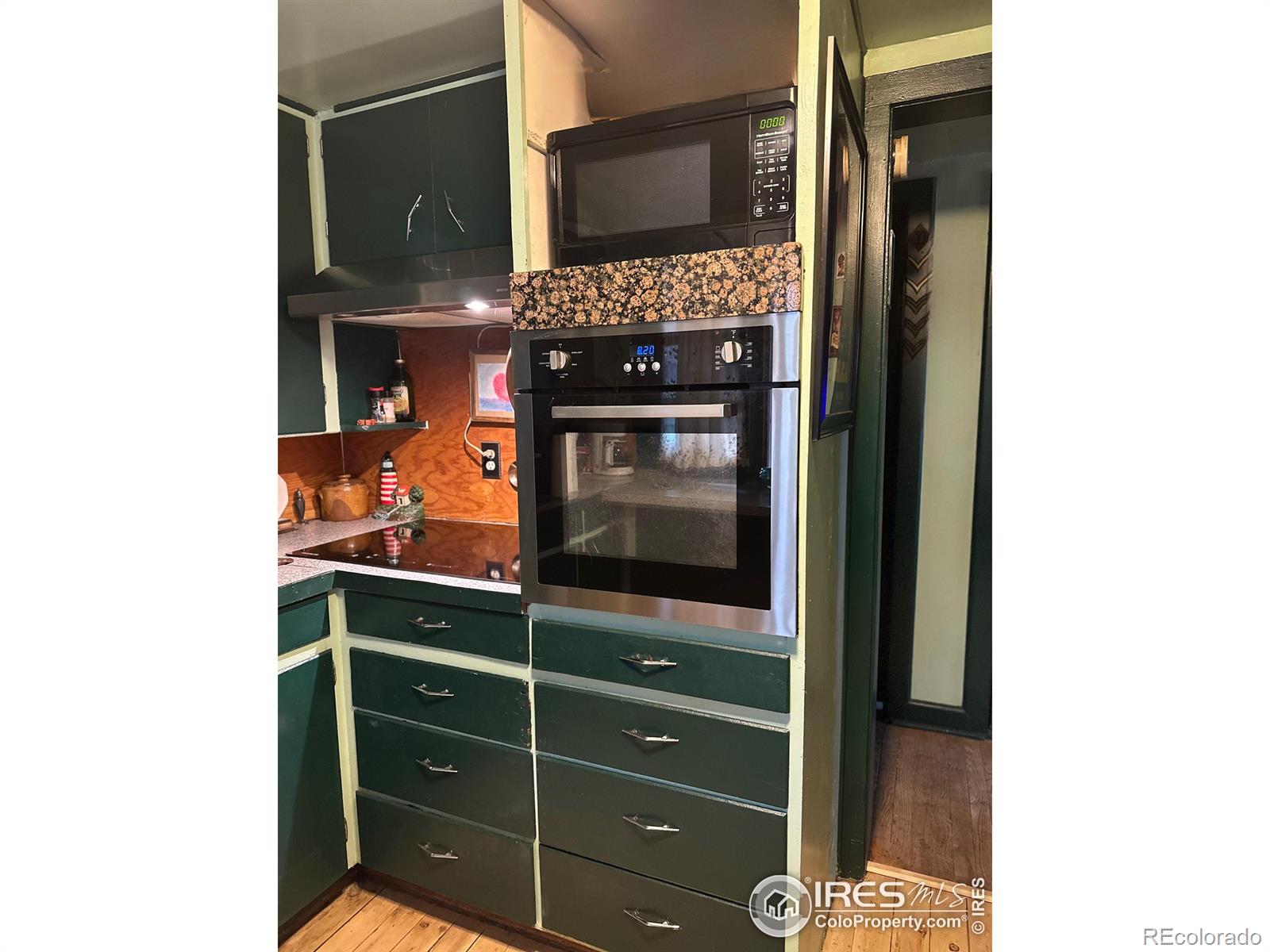347 Shields Street, Fort Collins, CO 80521, 2 Bedrooms Bedrooms, ,2 BathroomsBathrooms,Residential,For Sale,Shields,RECIR1023364