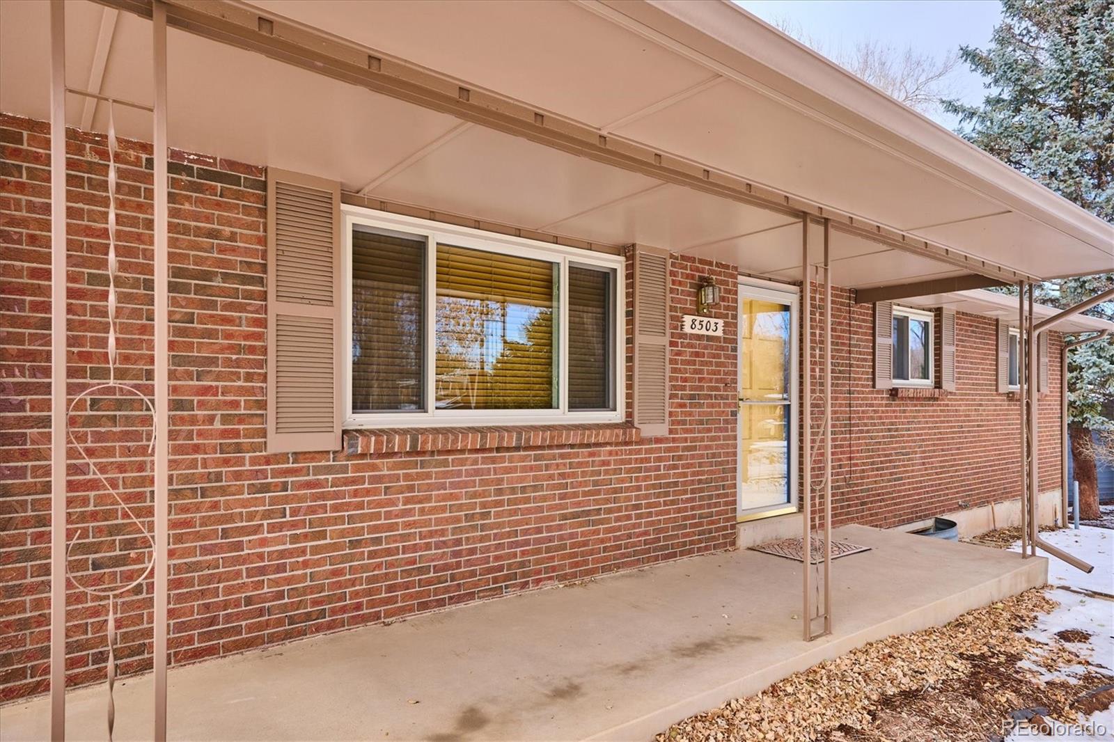 8503 Balsam Street, Littleton, CO 80128, 4 Bedrooms Bedrooms, ,2 BathroomsBathrooms,Residential,For Sale,Balsam,REC4193608