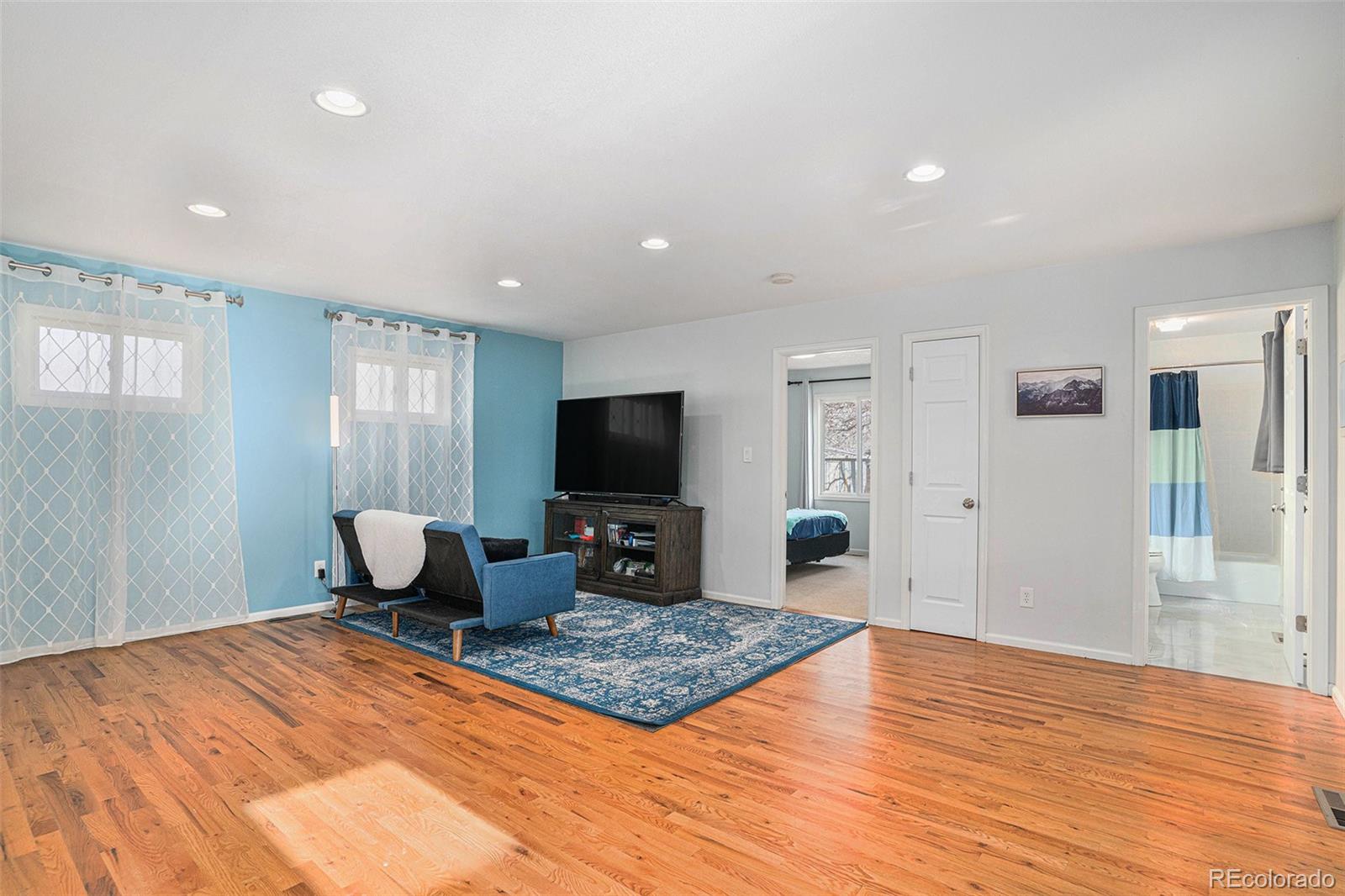 716 Rocky Road, Fort Collins, CO 80521, 4 Bedrooms Bedrooms, ,2 BathroomsBathrooms,Residential,For Sale,Rocky,REC3215384