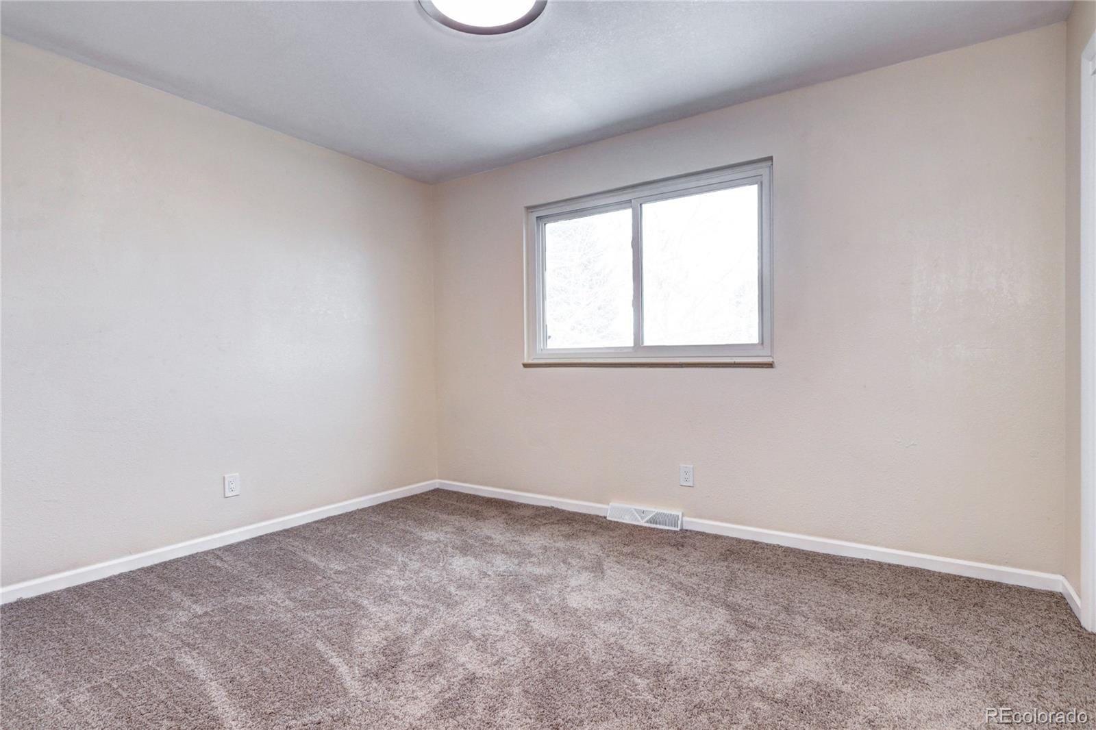 10100 Grand Avenue, Littleton, CO 80127, 4 Bedrooms Bedrooms, ,3 BathroomsBathrooms,Residential,For Sale,Grand,REC9013897