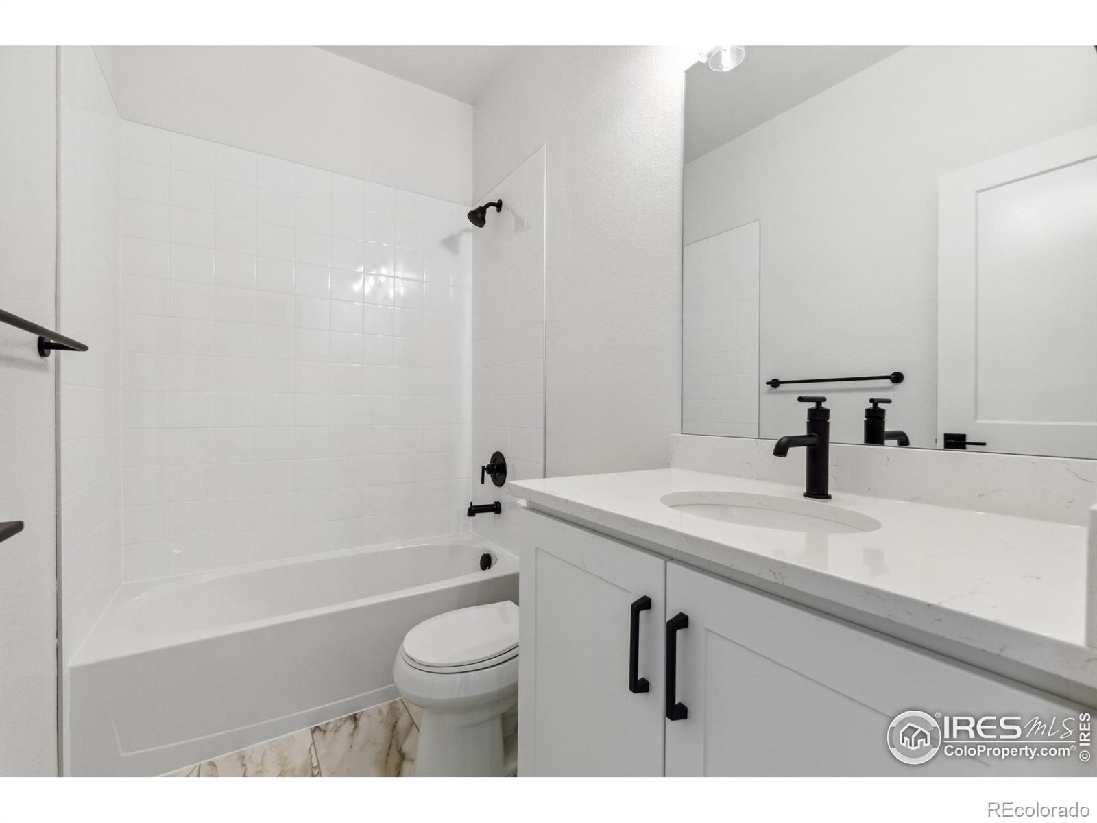 797 Muturu Road, Johnstown, CO 80534, 3 Bedrooms Bedrooms, ,2 BathroomsBathrooms,Residential,For Sale,Muturu,RECIR1023394