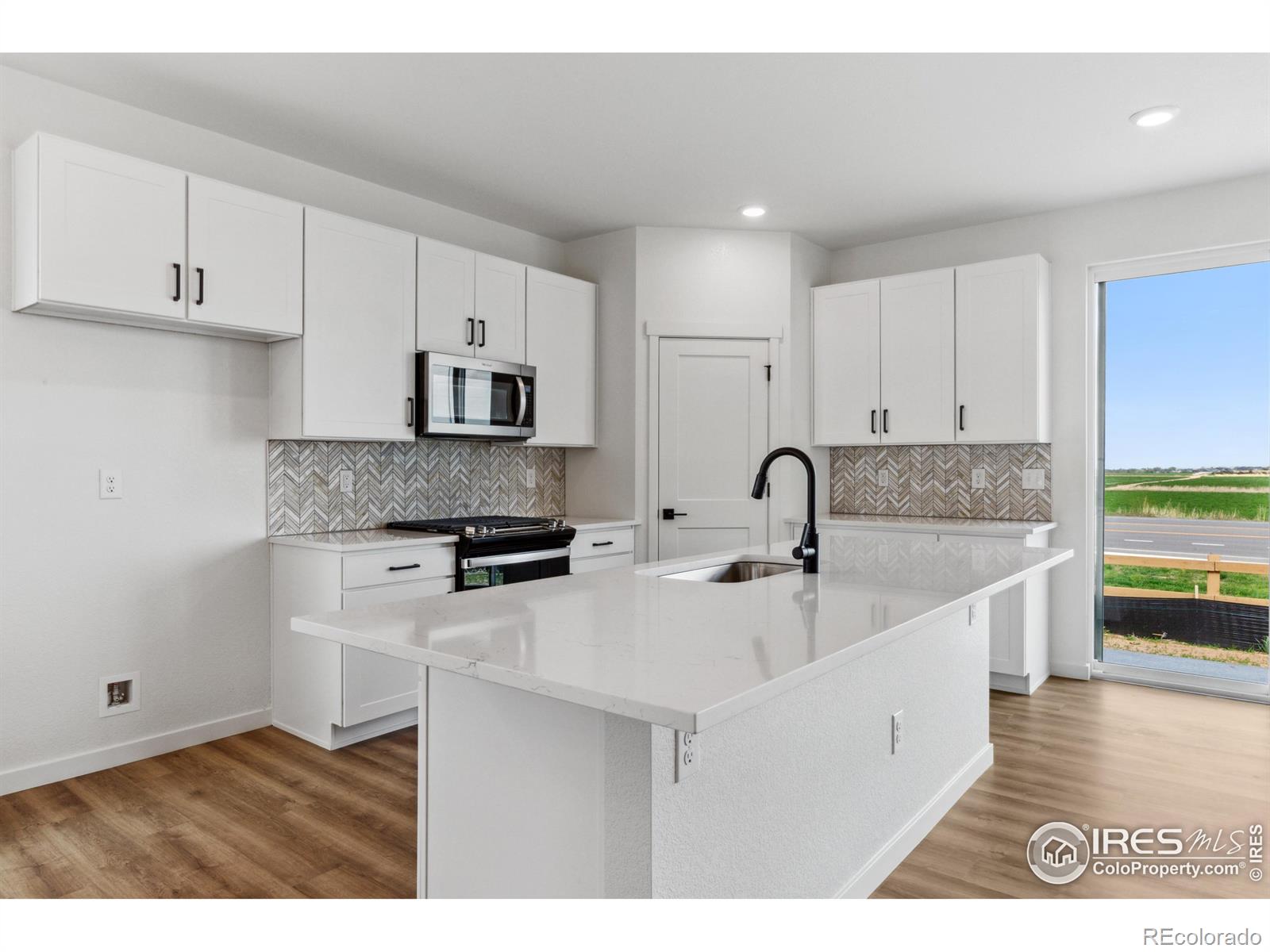 797 Muturu Road, Johnstown, CO 80534, 3 Bedrooms Bedrooms, ,2 BathroomsBathrooms,Residential,For Sale,Muturu,RECIR1023394