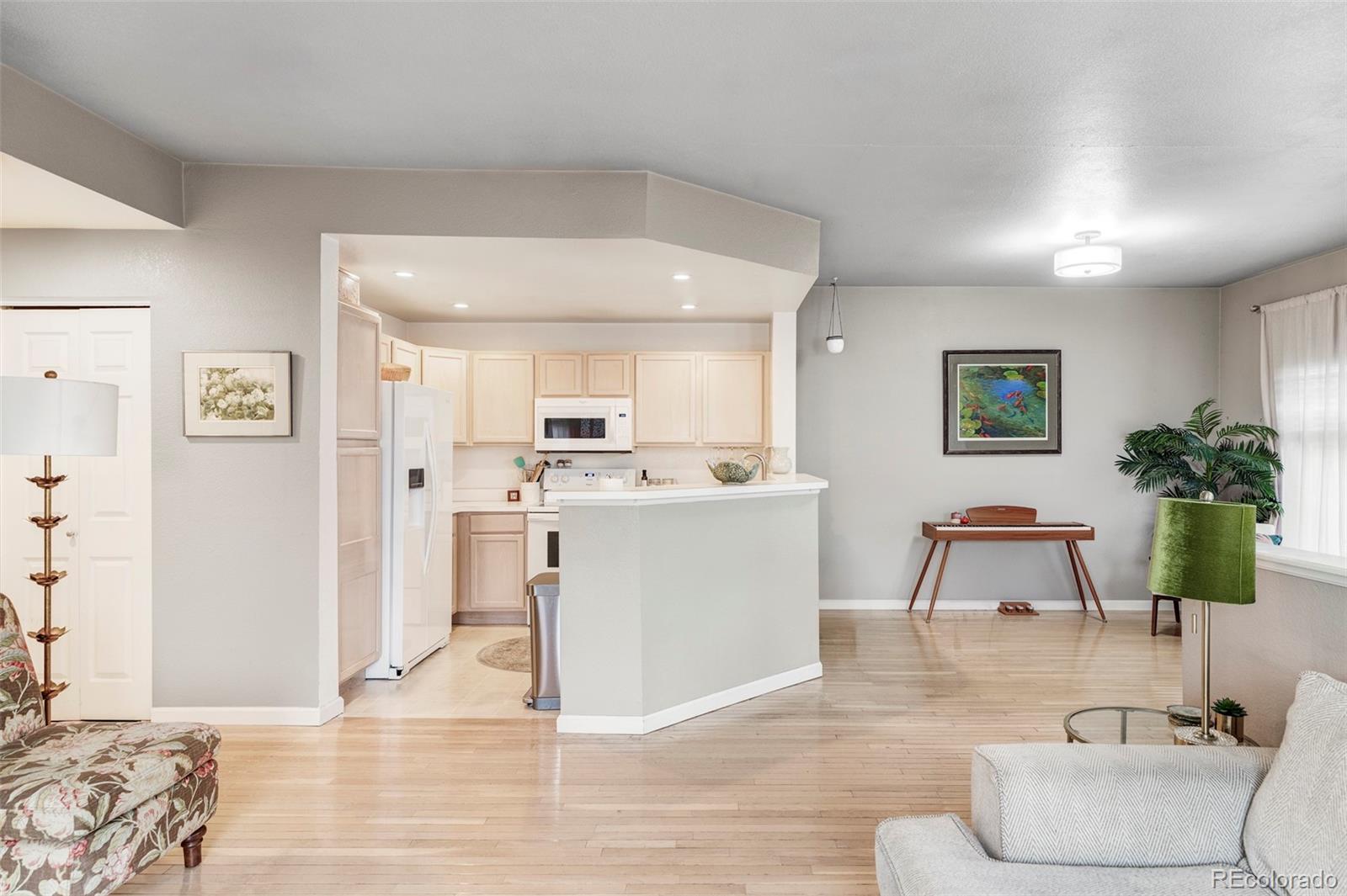 8707 Florida Avenue #310, Denver, CO 80247, 2 Bedrooms Bedrooms, ,2 BathroomsBathrooms,Residential,For Sale,Florida,REC3582309