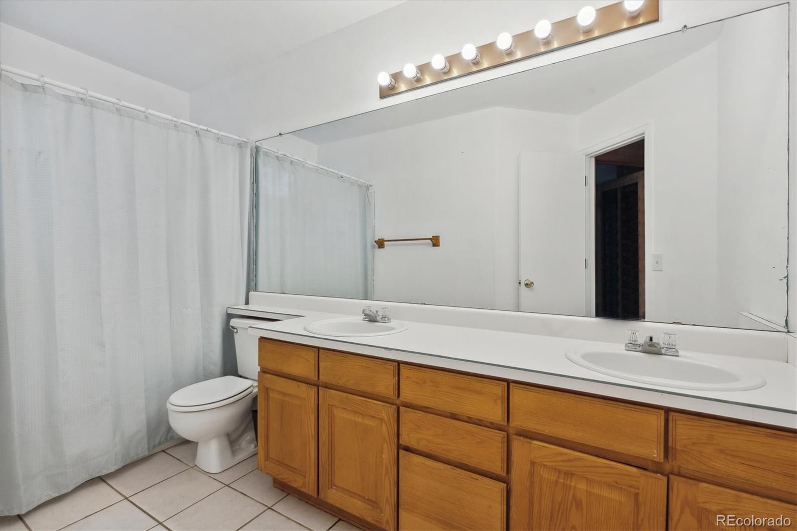 4050 133rd Circle, Thornton, CO 80241, 4 Bedrooms Bedrooms, ,4 BathroomsBathrooms,Residential,For Sale,133rd,REC8112696