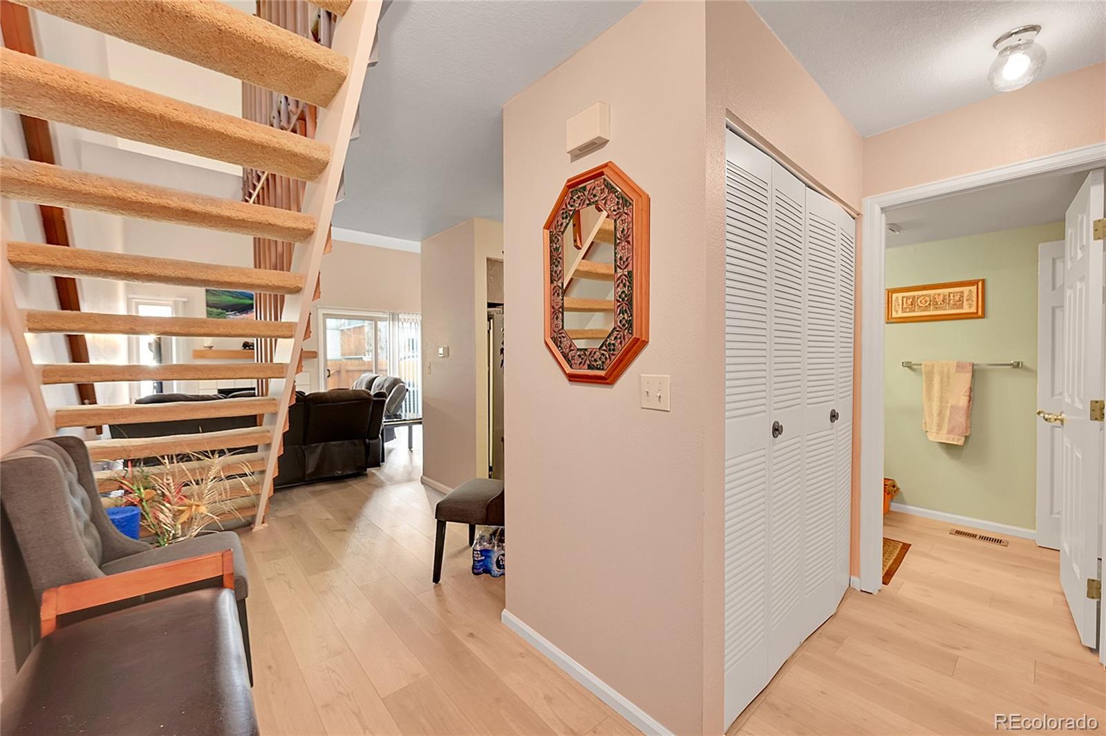 8404 S Everett Way #B, Littleton, CO 80128, 1 Bedroom Bedrooms, ,2 BathroomsBathrooms,Residential,For Sale,Everett,REC8454481