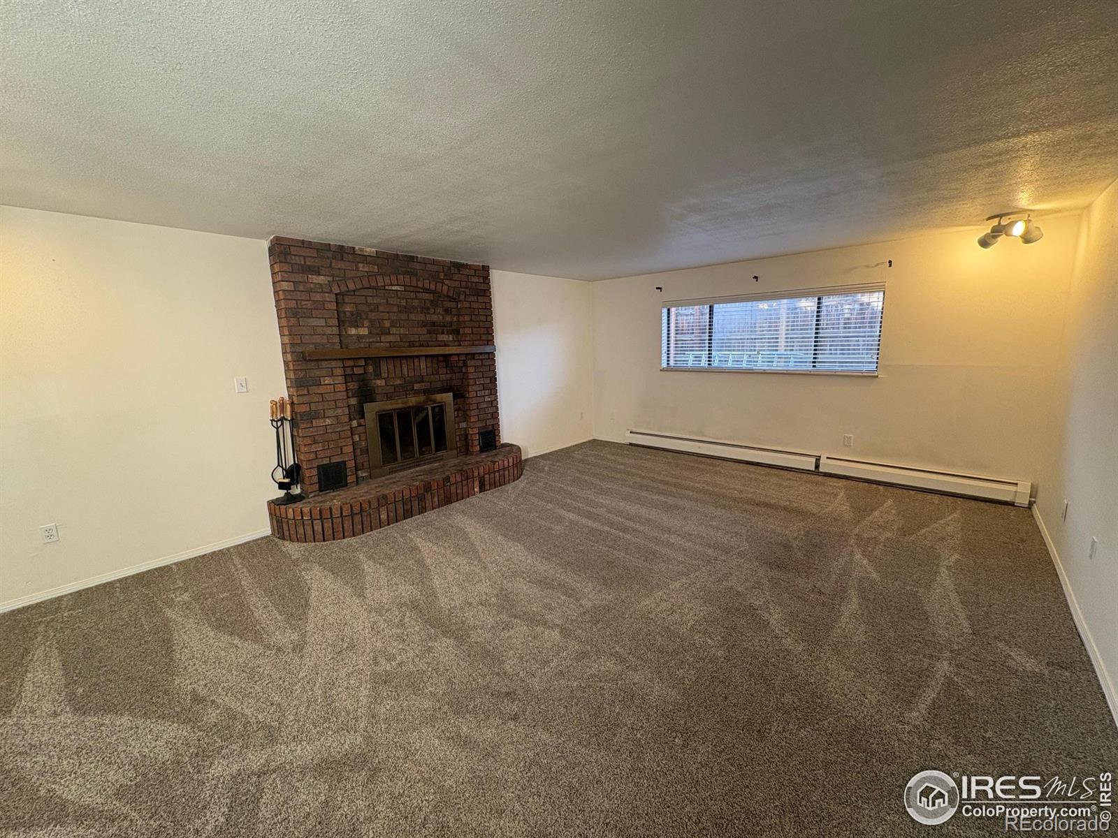 1608 Sumner Street, Longmont, CO 80501, 4 Bedrooms Bedrooms, ,3 BathroomsBathrooms,Residential,For Sale,Sumner,RECIR1023341