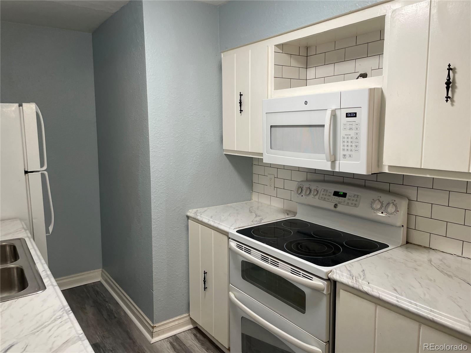 16259 10th Avenue #4, Golden, CO 80401, 2 Bedrooms Bedrooms, ,1 BathroomBathrooms,Rental,For Rent,10th,REC8345527