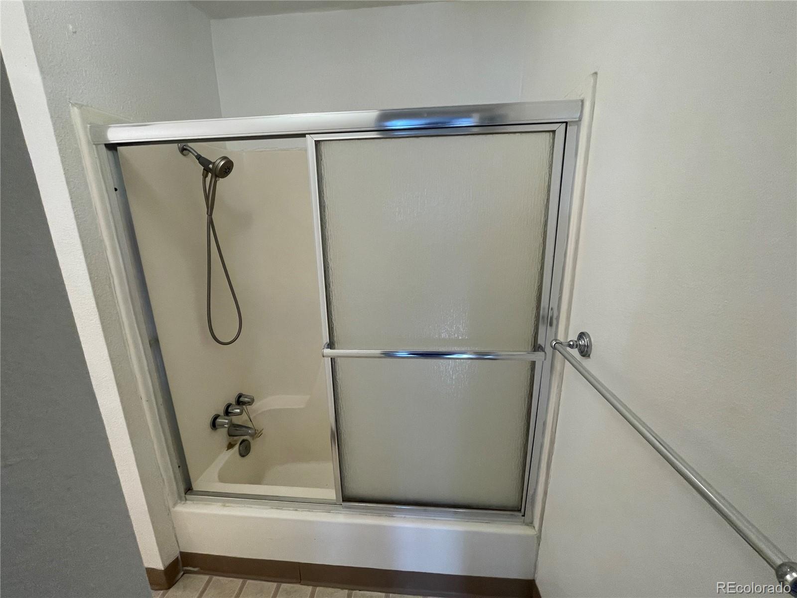 16259 10th Avenue #4, Golden, CO 80401, 2 Bedrooms Bedrooms, ,1 BathroomBathrooms,Rental,For Rent,10th,REC8345527