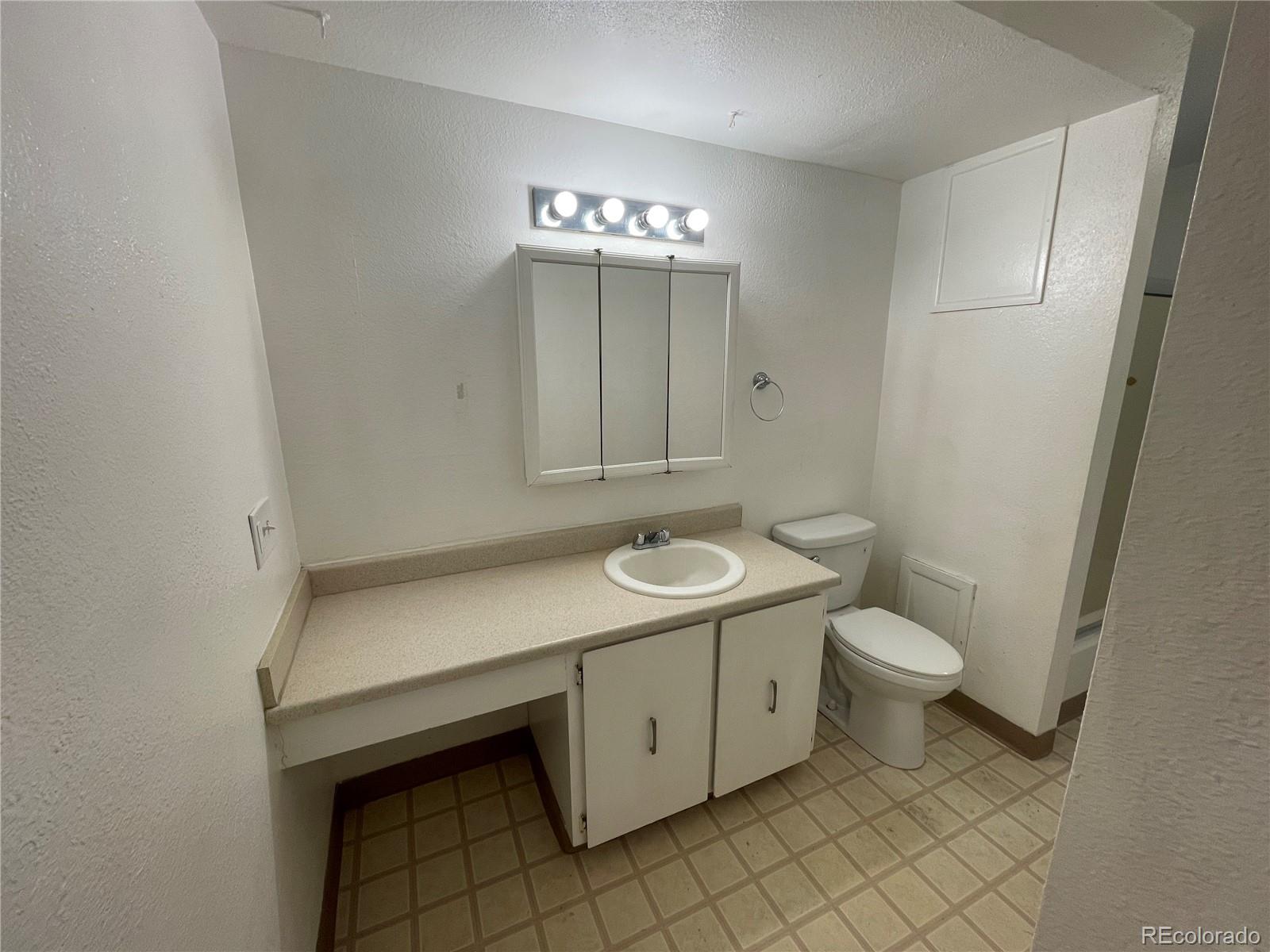 16259 10th Avenue #4, Golden, CO 80401, 2 Bedrooms Bedrooms, ,1 BathroomBathrooms,Rental,For Rent,10th,REC8345527