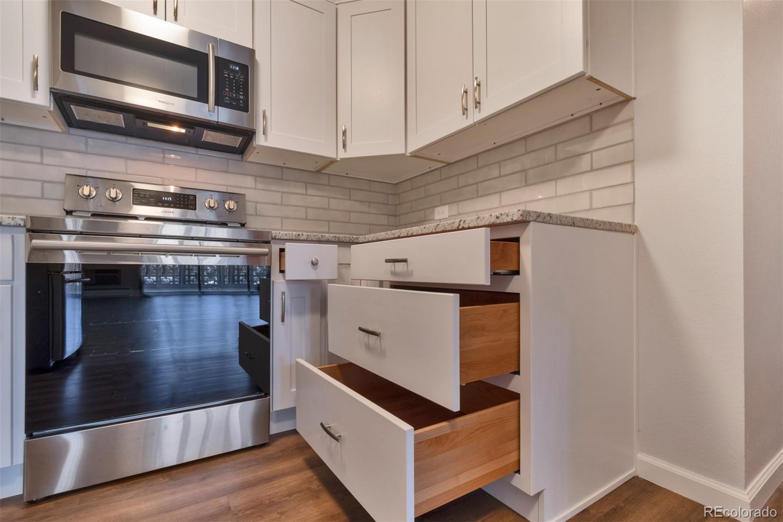 650 Clinton Street #8C, Denver, CO 80247, 1 Bedroom Bedrooms, ,1 BathroomBathrooms,Rental,For Rent,Windsor Gardens,Clinton,REC2876494