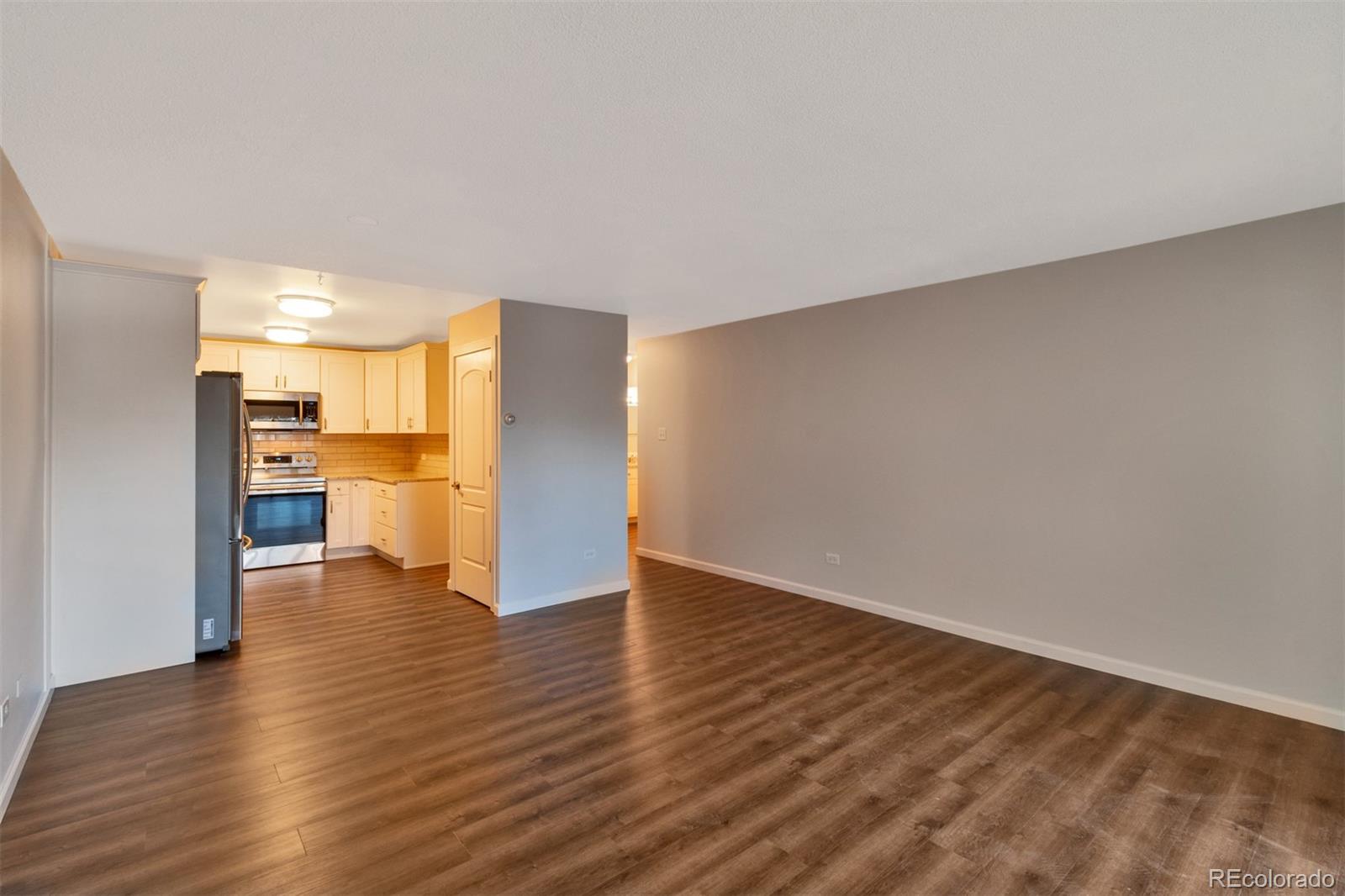 650 Clinton Street #8C, Denver, CO 80247, 1 Bedroom Bedrooms, ,1 BathroomBathrooms,Rental,For Rent,Windsor Gardens,Clinton,REC2876494