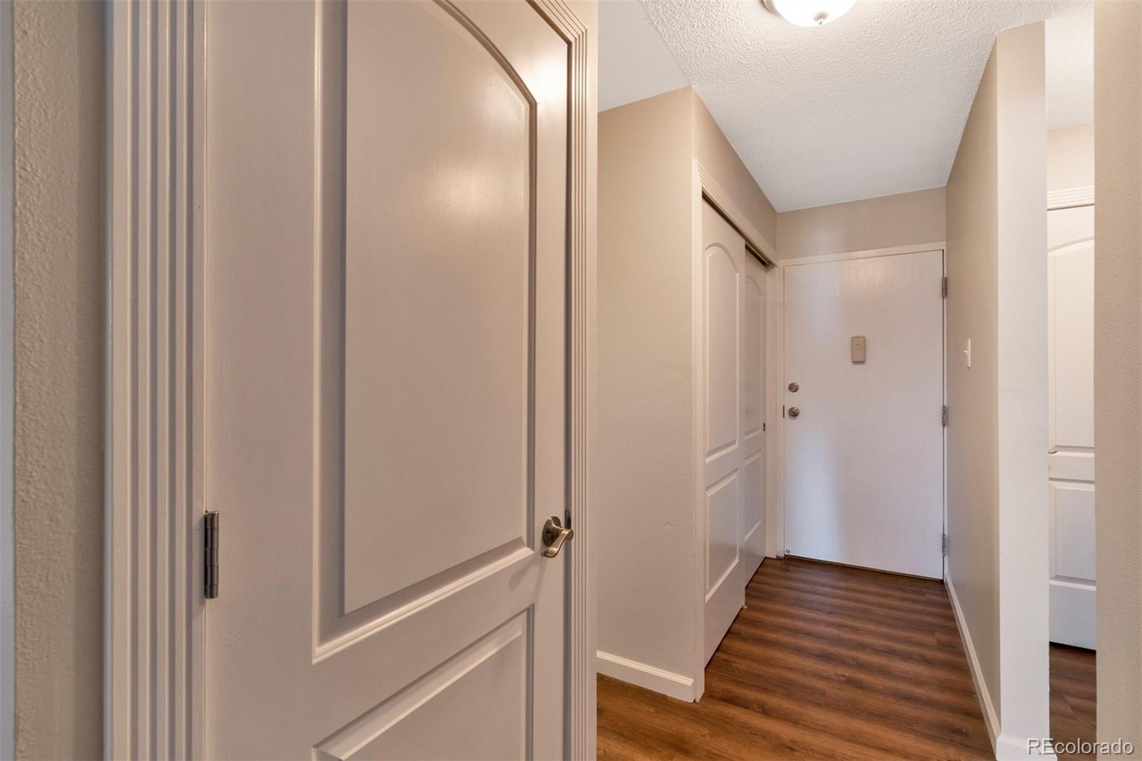 650 Clinton Street #8C, Denver, CO 80247, 1 Bedroom Bedrooms, ,1 BathroomBathrooms,Rental,For Rent,Windsor Gardens,Clinton,REC2876494