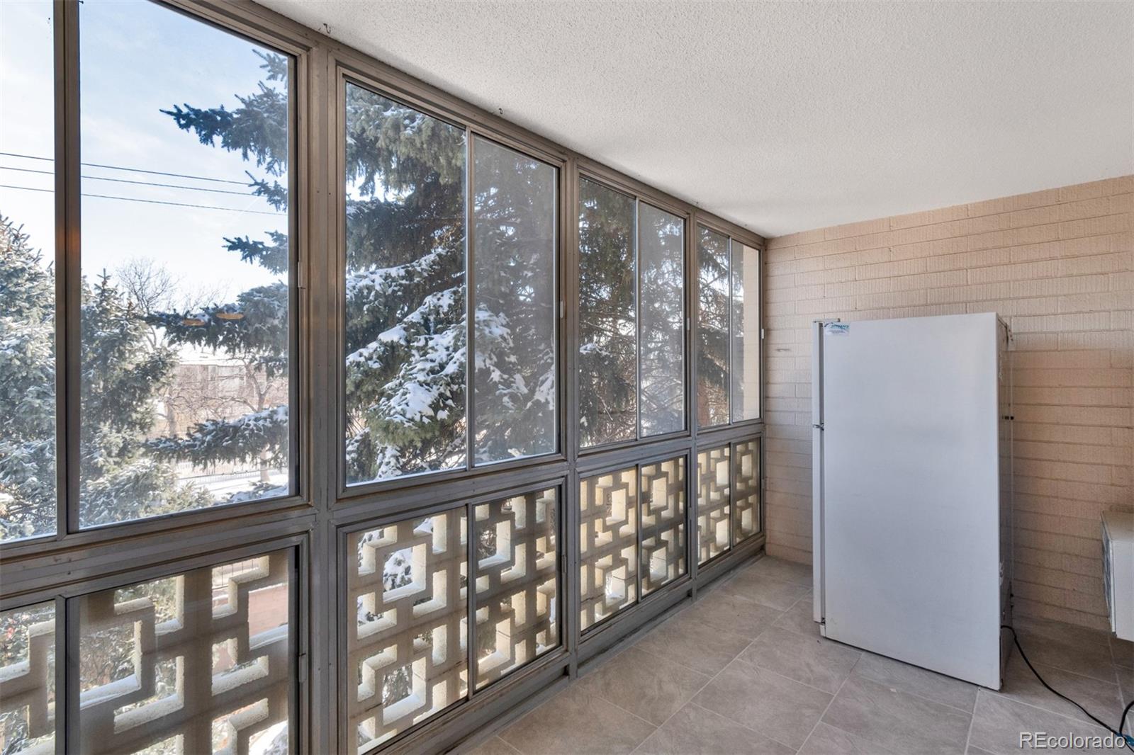 650 Clinton Street #8C, Denver, CO 80247, 1 Bedroom Bedrooms, ,1 BathroomBathrooms,Rental,For Rent,Windsor Gardens,Clinton,REC2876494