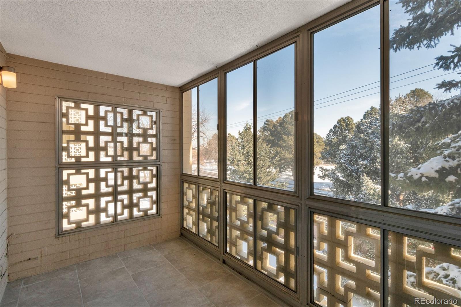 650 Clinton Street #8C, Denver, CO 80247, 1 Bedroom Bedrooms, ,1 BathroomBathrooms,Rental,For Rent,Windsor Gardens,Clinton,REC2876494