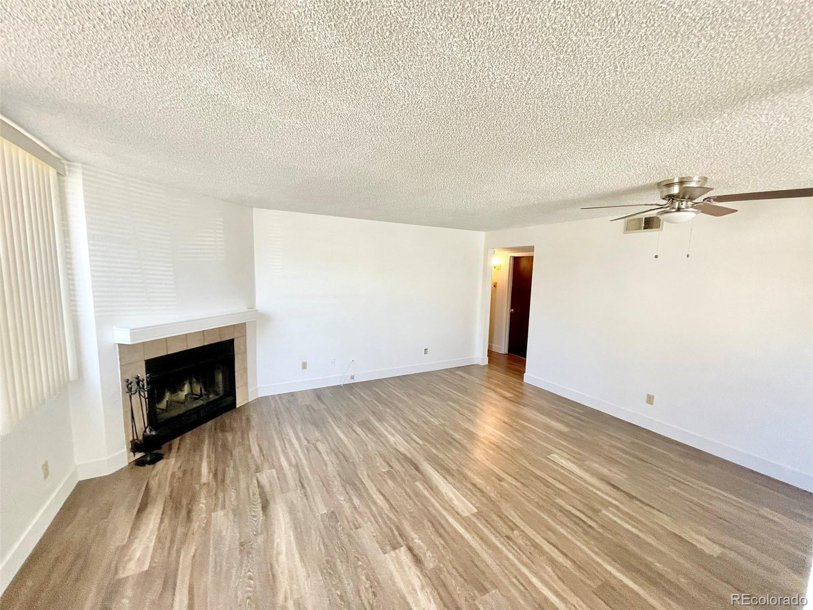 5765 Atlantic Place #103, Lakewood, CO 80227, 2 Bedrooms Bedrooms, ,2 BathroomsBathrooms,Residential,For Sale,Sunpointe at Lakewood Estates,Atlantic,REC5087868