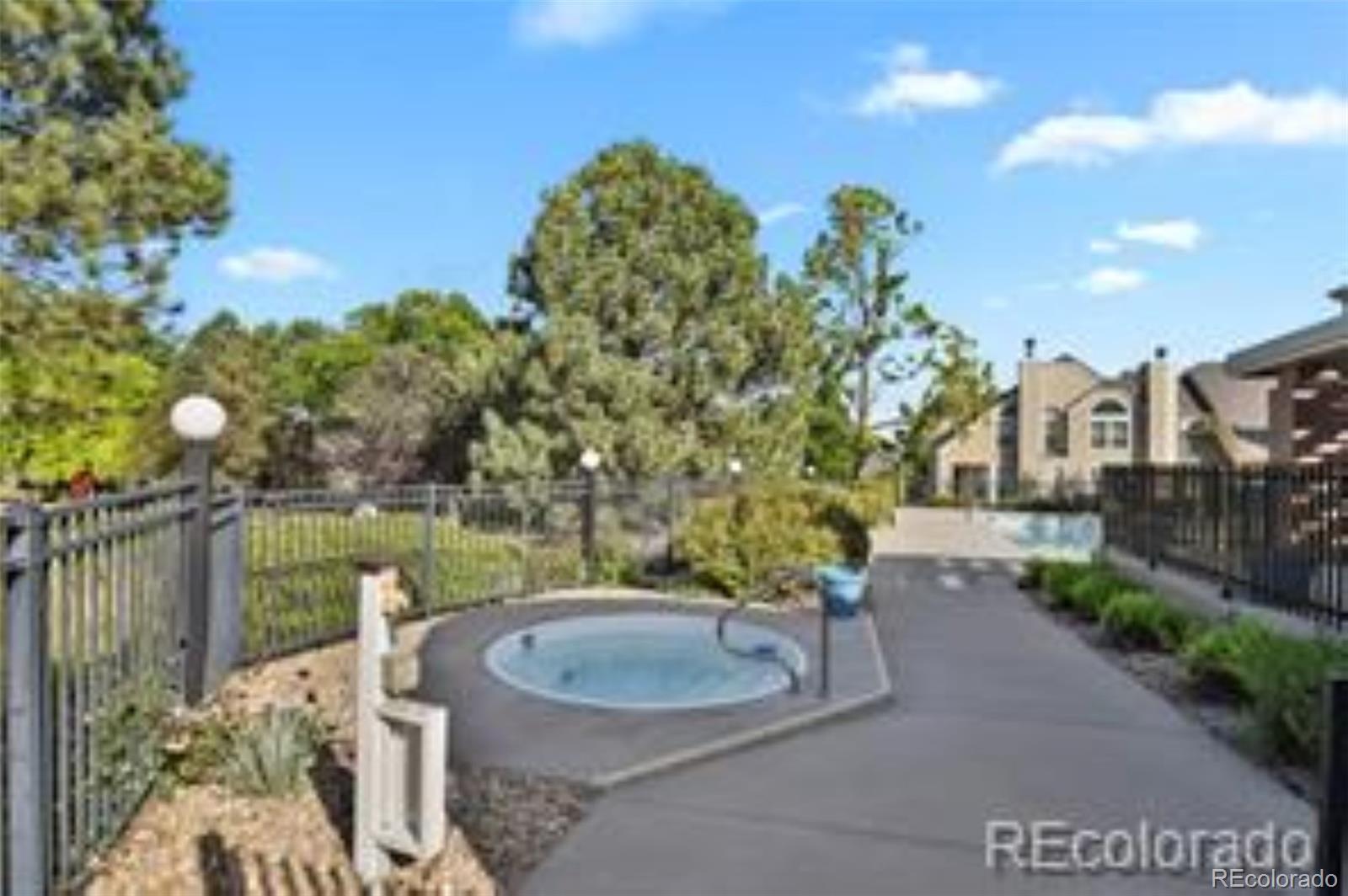 5765 Atlantic Place #103, Lakewood, CO 80227, 2 Bedrooms Bedrooms, ,2 BathroomsBathrooms,Residential,For Sale,Sunpointe at Lakewood Estates,Atlantic,REC5087868
