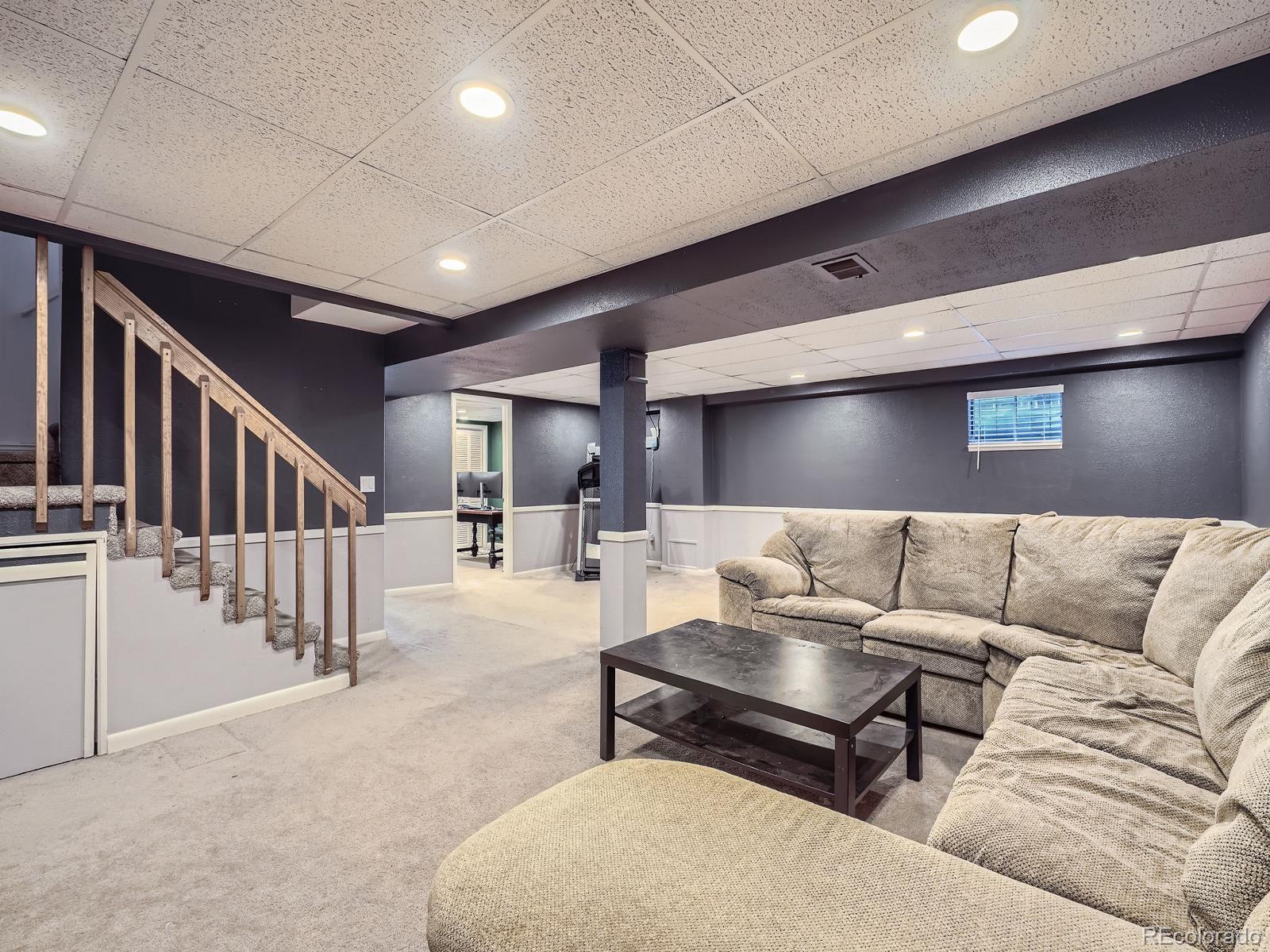 5977 Odessa Circle, Centennial, CO 80015, 4 Bedrooms Bedrooms, ,3 BathroomsBathrooms,Residential,For Sale,Odessa,REC2391727