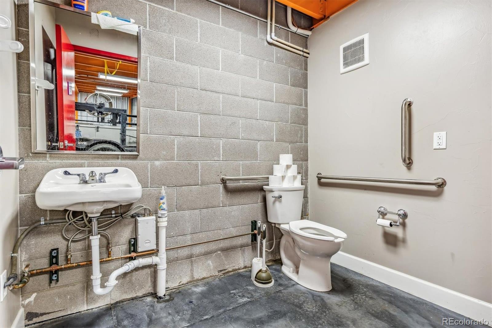 2274 Manatt Court #A01 & A02, Castle Rock, CO 80104, ,Commercial,For Sale,Manatt,REC5338130