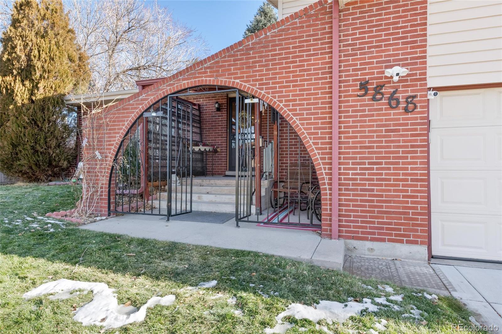 5868 Routt Street, Arvada, CO 80004, 4 Bedrooms Bedrooms, ,3 BathroomsBathrooms,Residential,For Sale,Routt,REC5679292