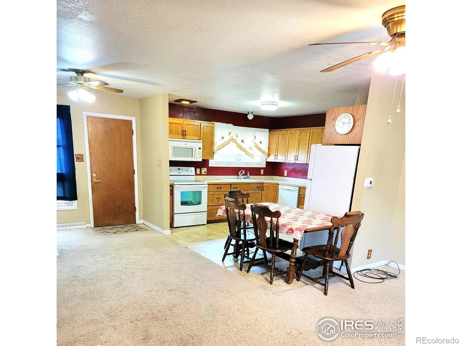 919 S 11th Avenue, Sterling, CO 80751, 3 Bedrooms Bedrooms, ,1 BathroomBathrooms,Residential,For Sale,11th,RECIR1023542