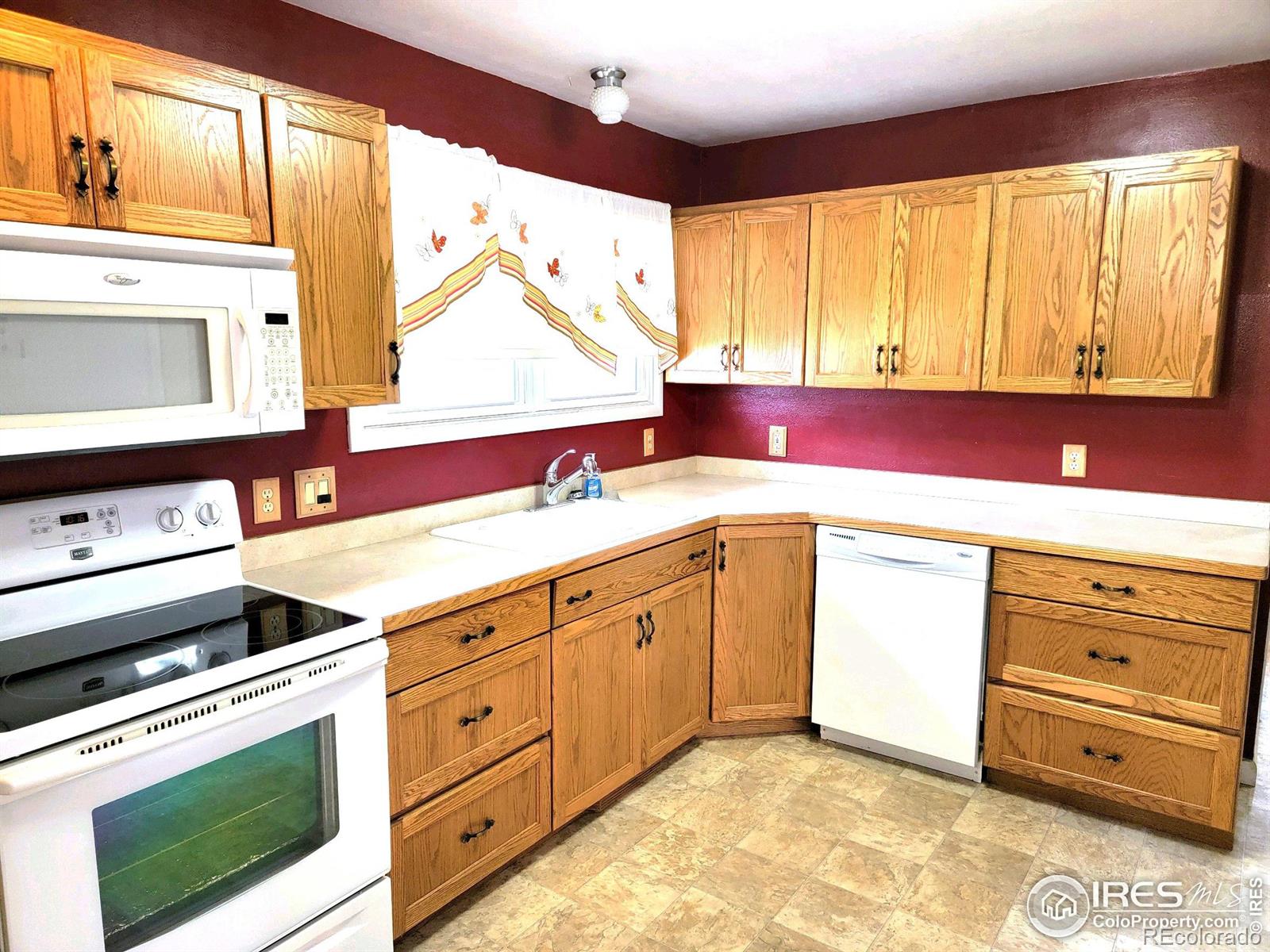 919 S 11th Avenue, Sterling, CO 80751, 3 Bedrooms Bedrooms, ,1 BathroomBathrooms,Residential,For Sale,11th,RECIR1023542