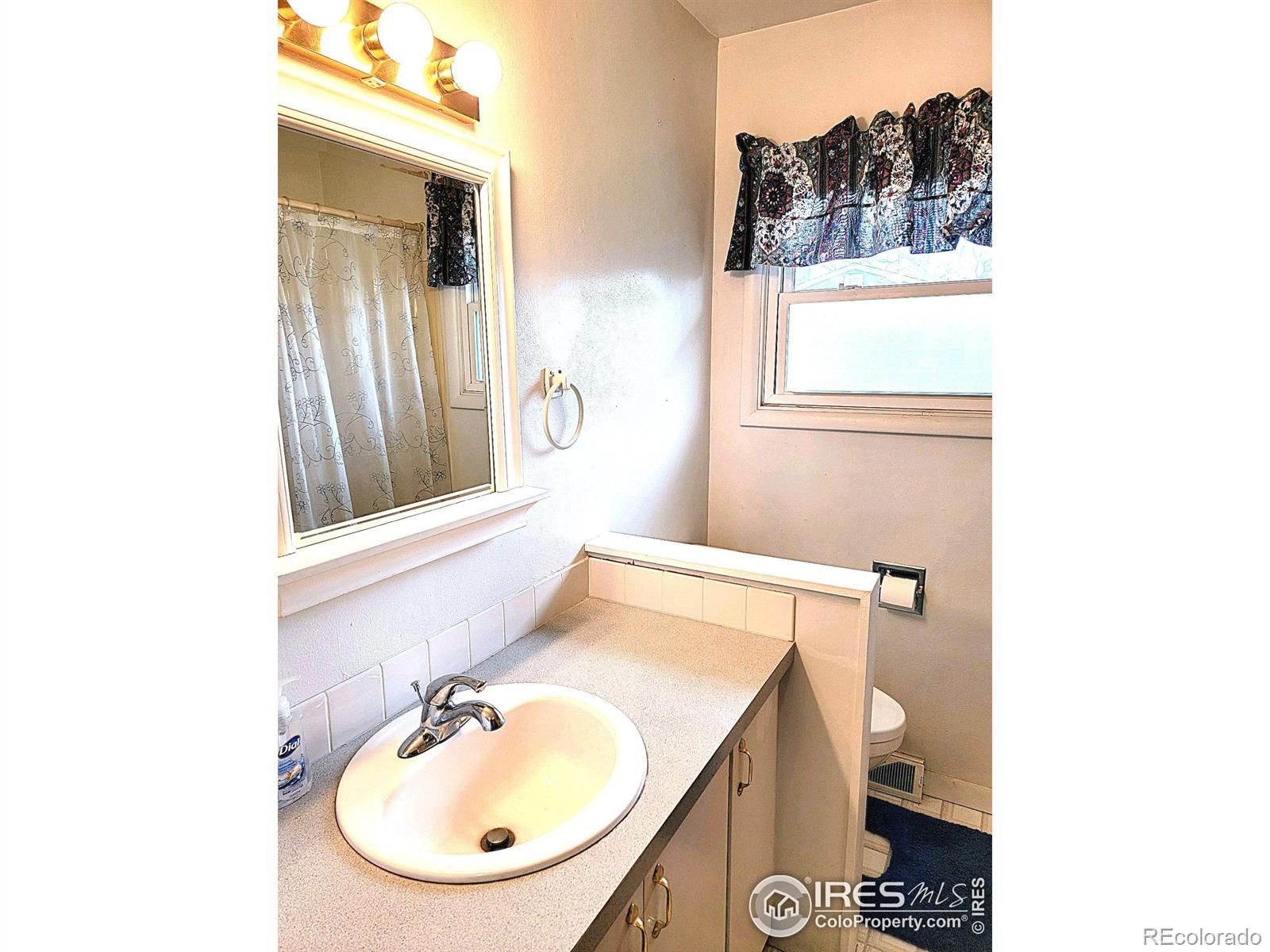919 S 11th Avenue, Sterling, CO 80751, 3 Bedrooms Bedrooms, ,1 BathroomBathrooms,Residential,For Sale,11th,RECIR1023542