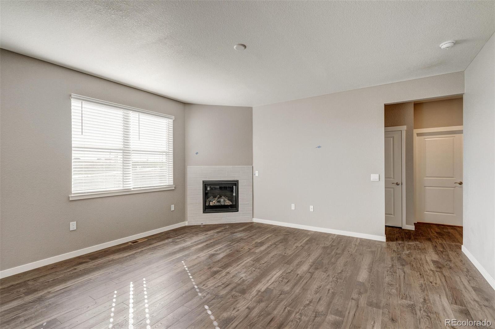 4205 Sandstone Drive, Mead, CO 80504, 5 Bedrooms Bedrooms, ,3 BathroomsBathrooms,Residential,For Sale,Sandstone,REC8069195