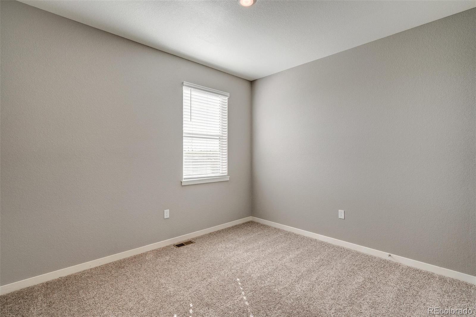 4205 Sandstone Drive, Mead, CO 80504, 5 Bedrooms Bedrooms, ,3 BathroomsBathrooms,Residential,For Sale,Sandstone,REC8069195