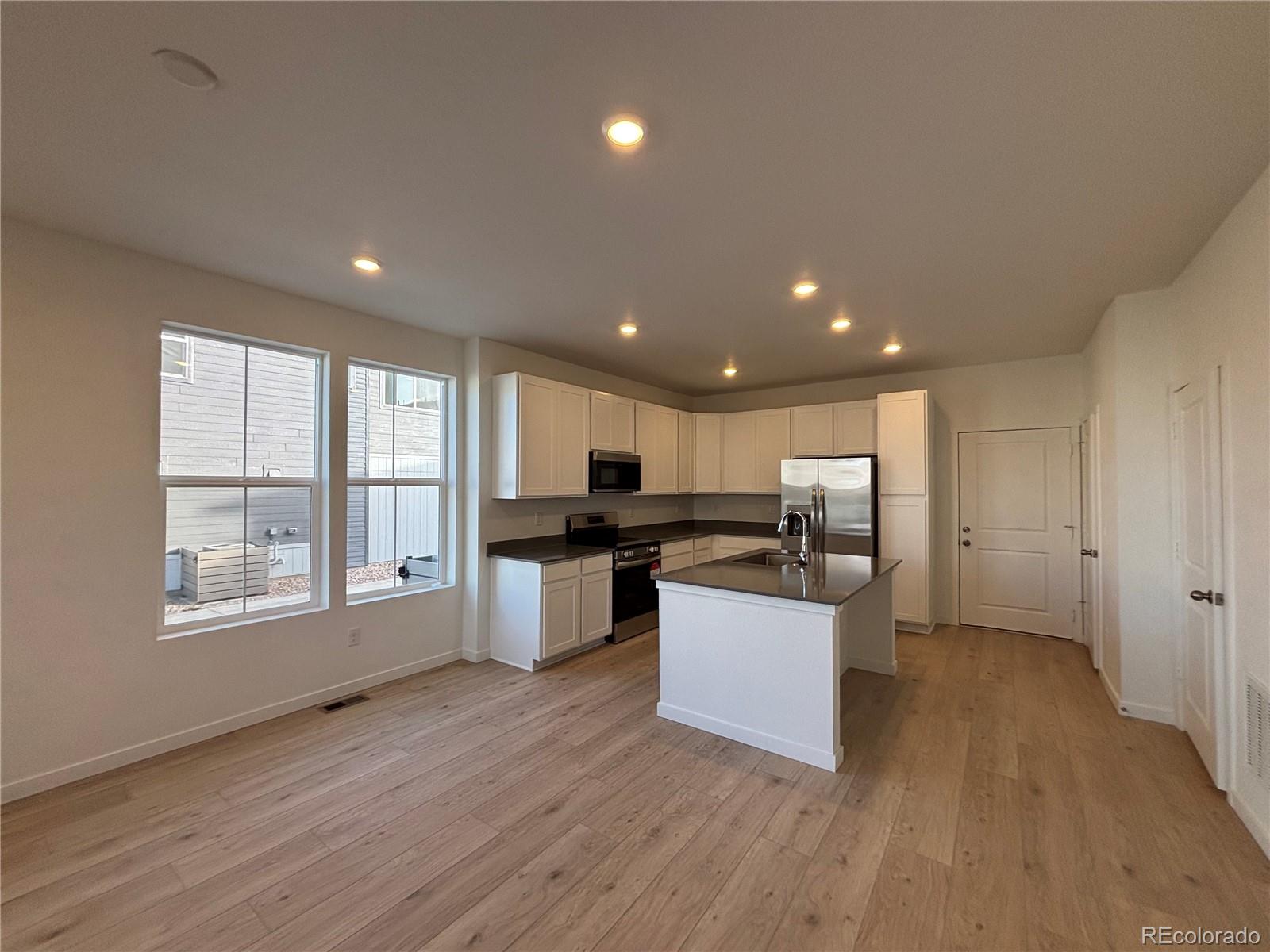 14585 91st Avenue #A, Arvada, CO 80005, 3 Bedrooms Bedrooms, ,3 BathroomsBathrooms,Residential,For Sale,91st,REC8475541