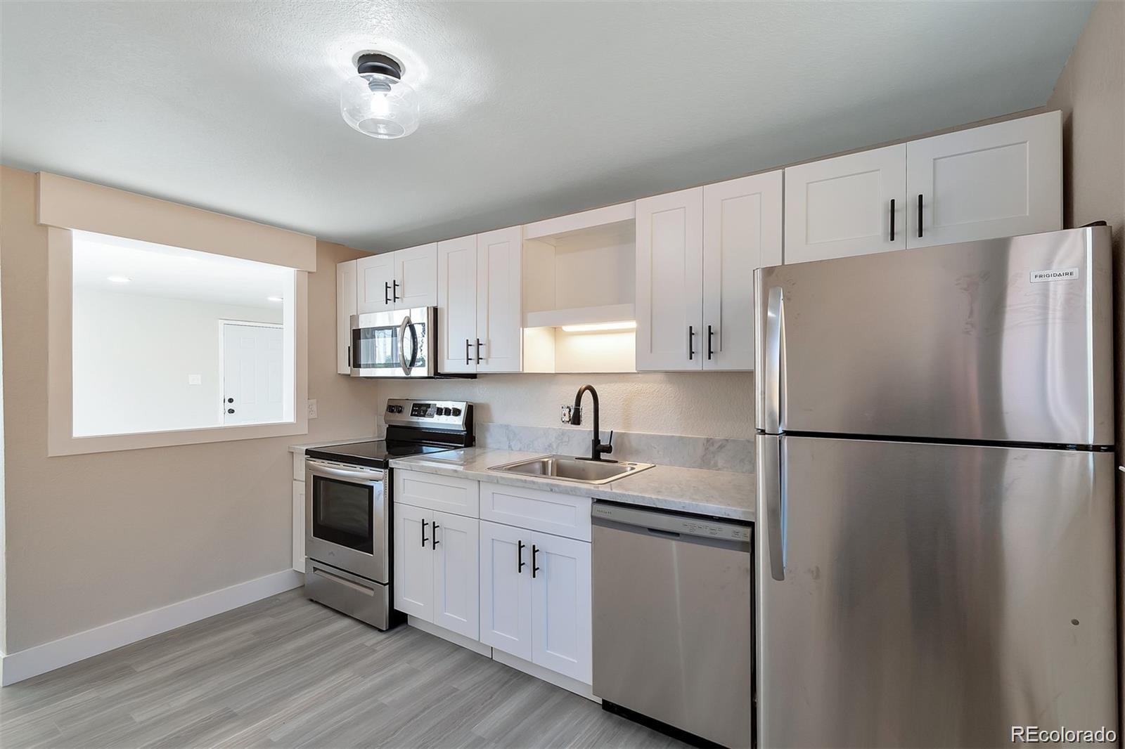 1300 Depew Street, Lakewood, CO 80214, 2 Bedrooms Bedrooms, ,1 BathroomBathrooms,Rental,For Rent,Depew,REC6282844