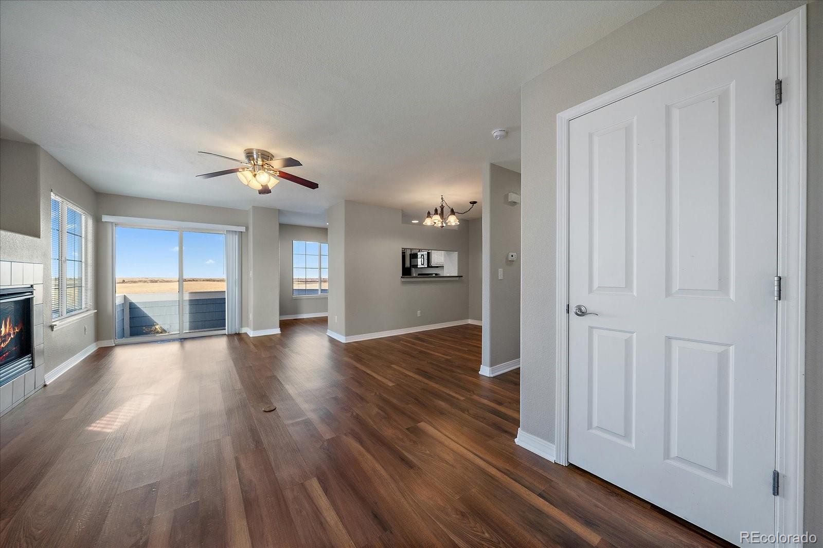2445 Cutters Circle #101, Castle Rock, CO 80108, 2 Bedrooms Bedrooms, ,3 BathroomsBathrooms,Residential,For Sale,Cutters,REC1911243