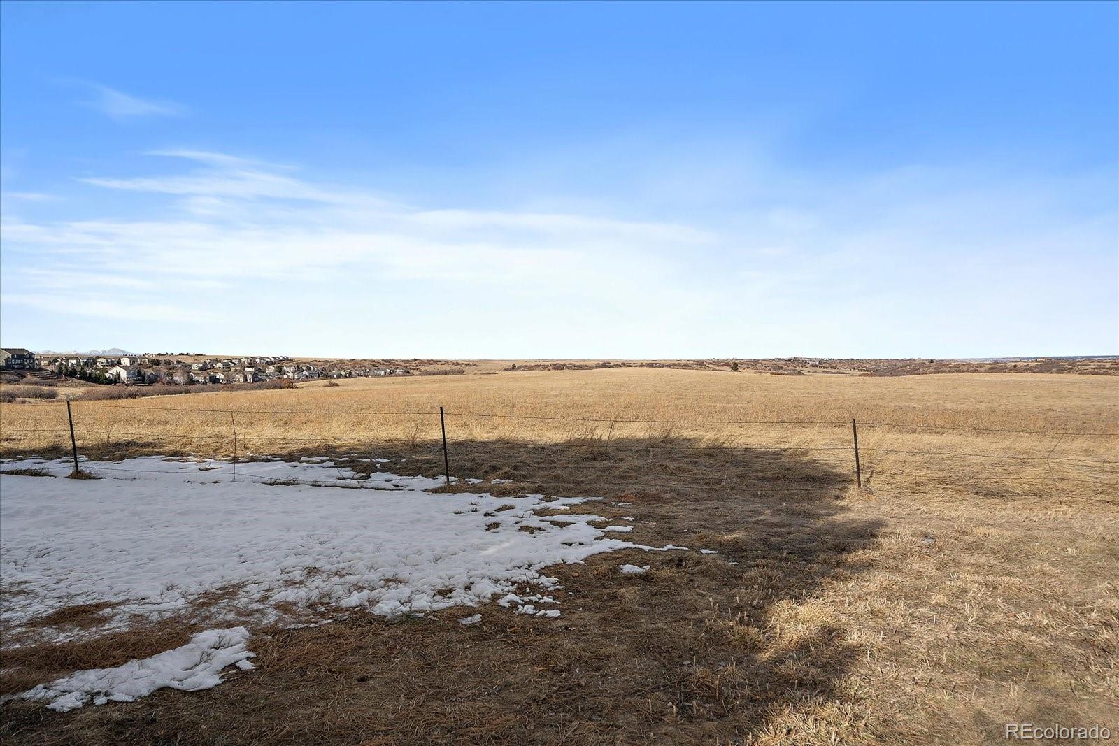 2445 Cutters Circle #101, Castle Rock, CO 80108, 2 Bedrooms Bedrooms, ,3 BathroomsBathrooms,Residential,For Sale,Cutters,REC1911243