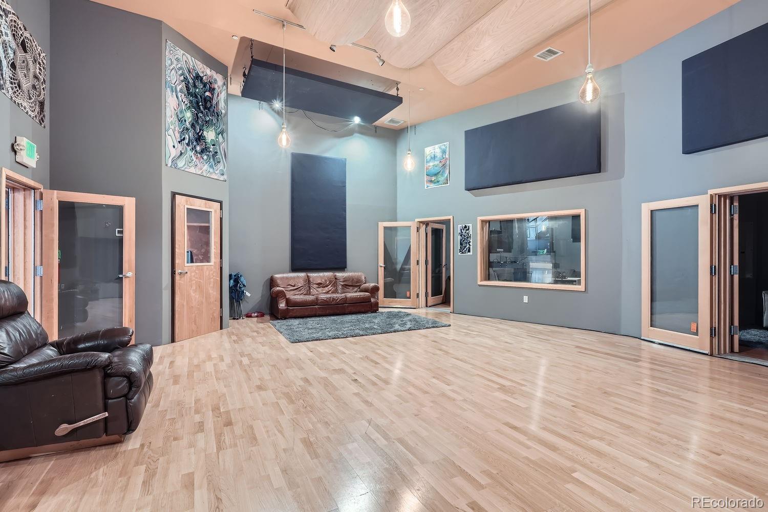 11919 I 70 Frontage Road #118, Wheat Ridge, CO 80033, ,Commercial,For Sale,I 70 Frontage,REC6522504